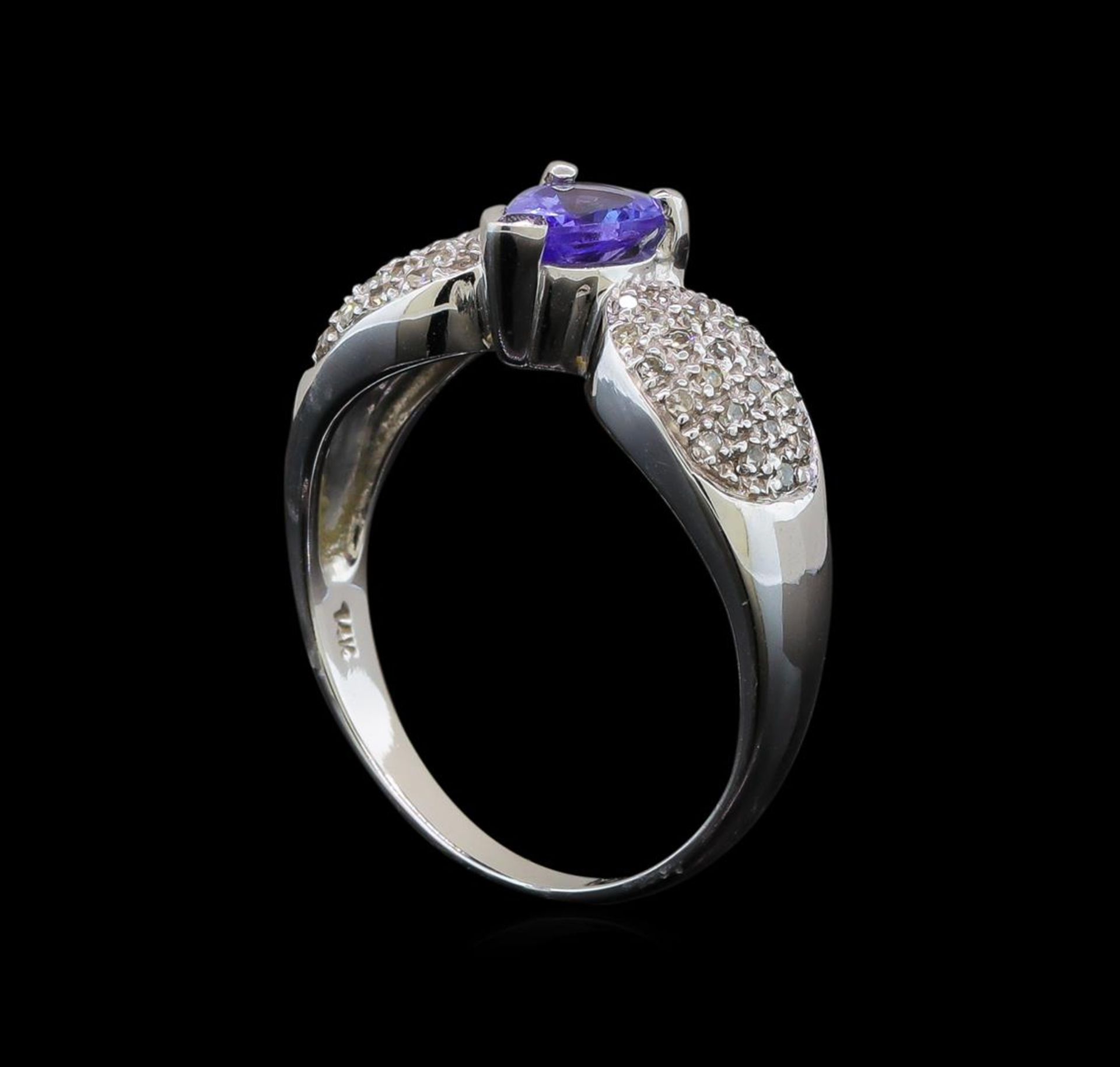 14KT White Gold 0.70 ctw Tanzanite and Diamond Ring - Image 4 of 5