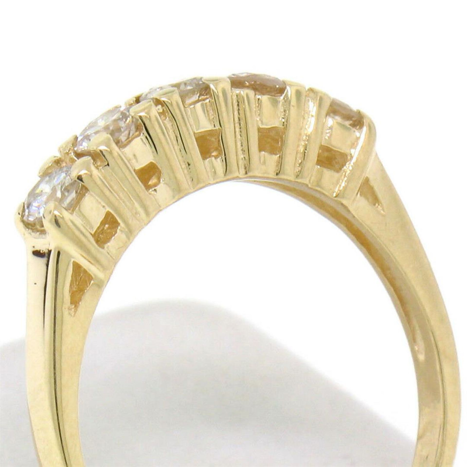 Classic 14kt Yellow Gold 0.75 ctw Diamond Wedding Band - Image 5 of 5