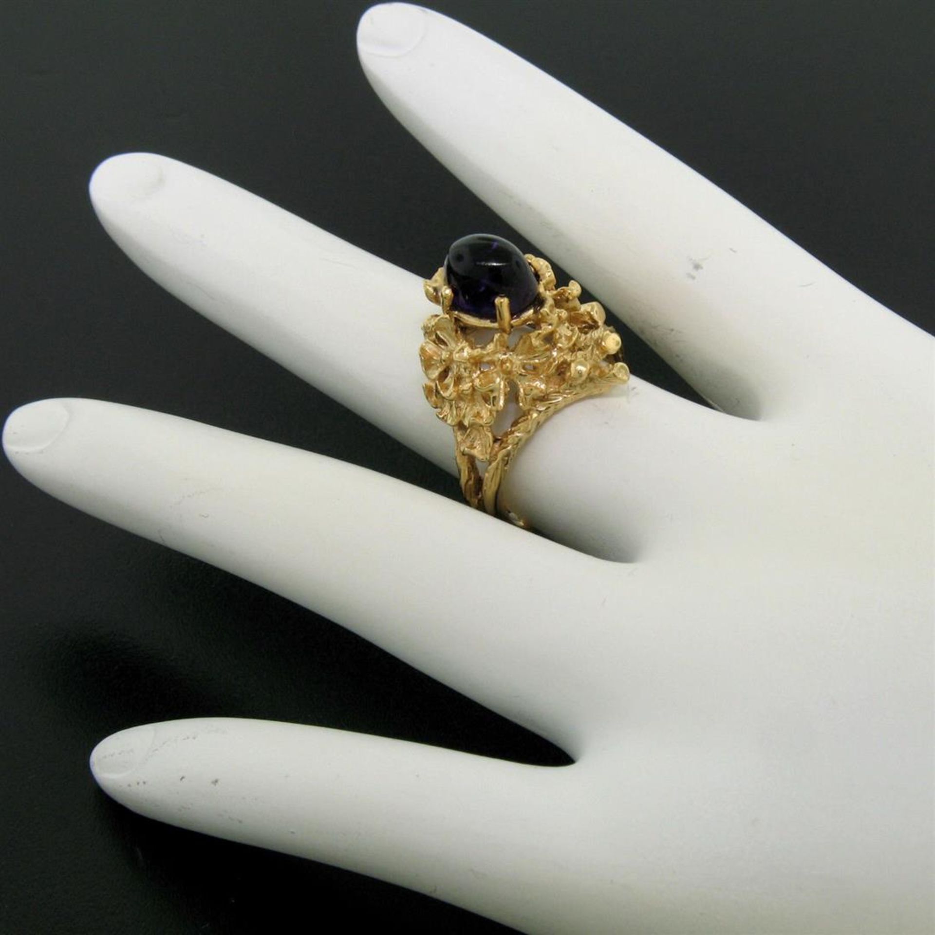 Estate 14kt Yellow Gold 1.98 ctw Amethyst Coral Reef Nugget Cocktail Ring - Image 7 of 9
