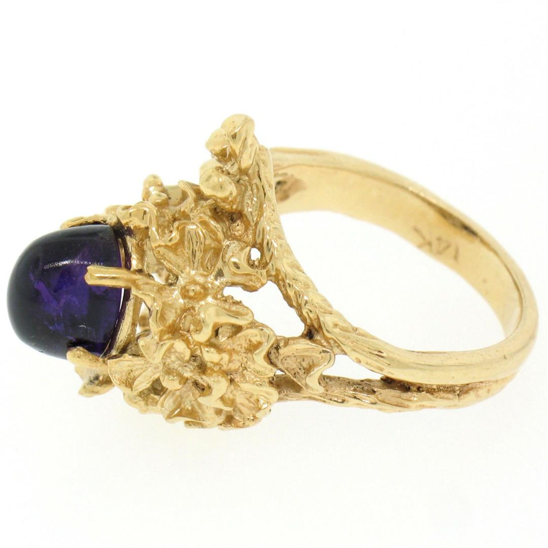 Estate 14kt Yellow Gold 1.98 ctw Amethyst Coral Reef Nugget Cocktail Ring - Image 3 of 9