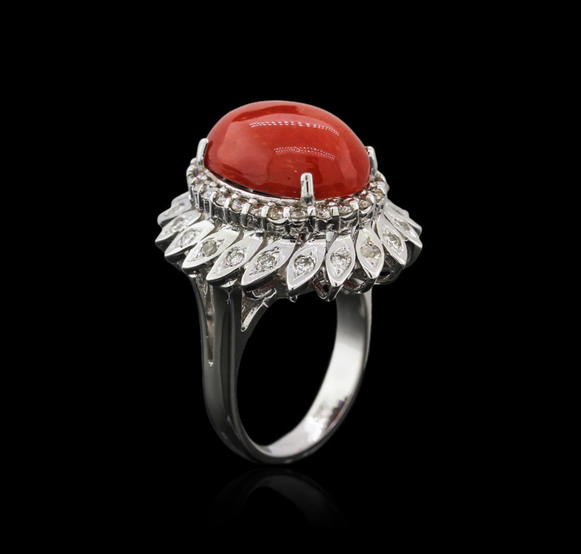 14KT White Gold 9.27 ctw Coral and Diamond Ring - Image 3 of 4