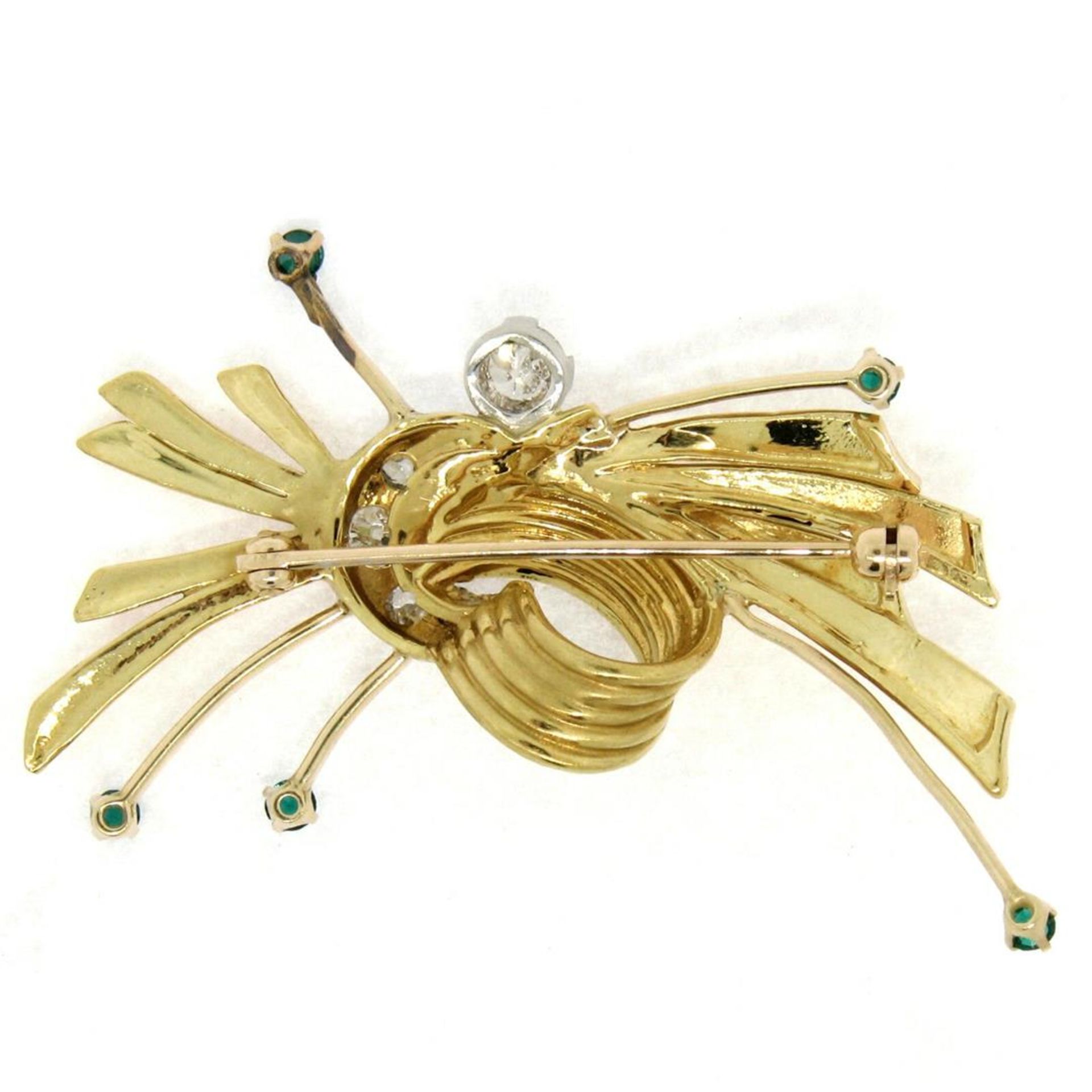 Vintage 18k TT Gold 0.73 ctw Old Cut Round Diamond Emerald Knot Bundle Brooch Pi - Image 4 of 6