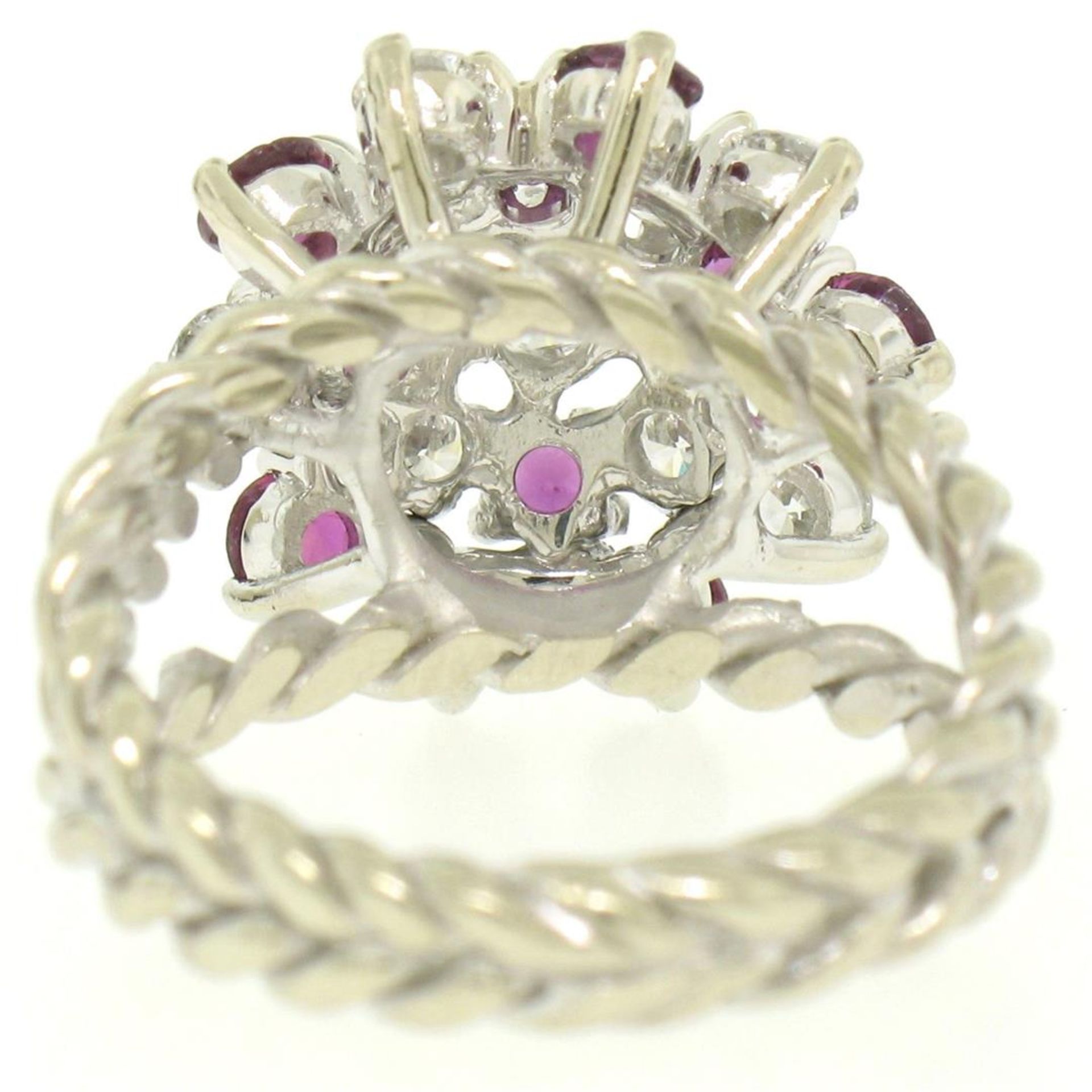 14K White Gold 2.10 ctw Diamond & Ruby Cluster Daisy Twisted Wire Cocktail Ring - Image 5 of 9