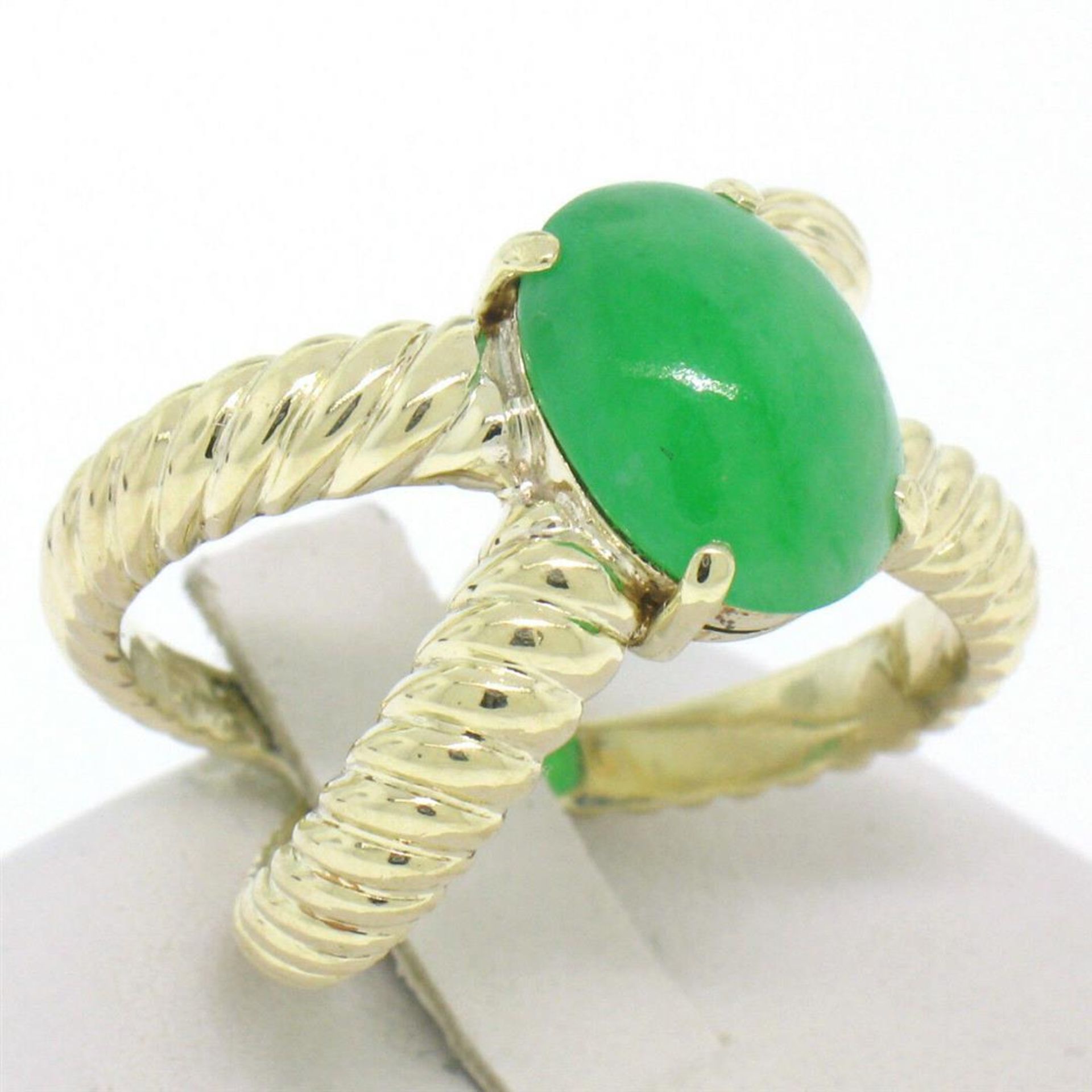 14k Solid Gold Open Twisted Wire Bands Open Wide Cabochon Green Jade Ring - Image 2 of 5