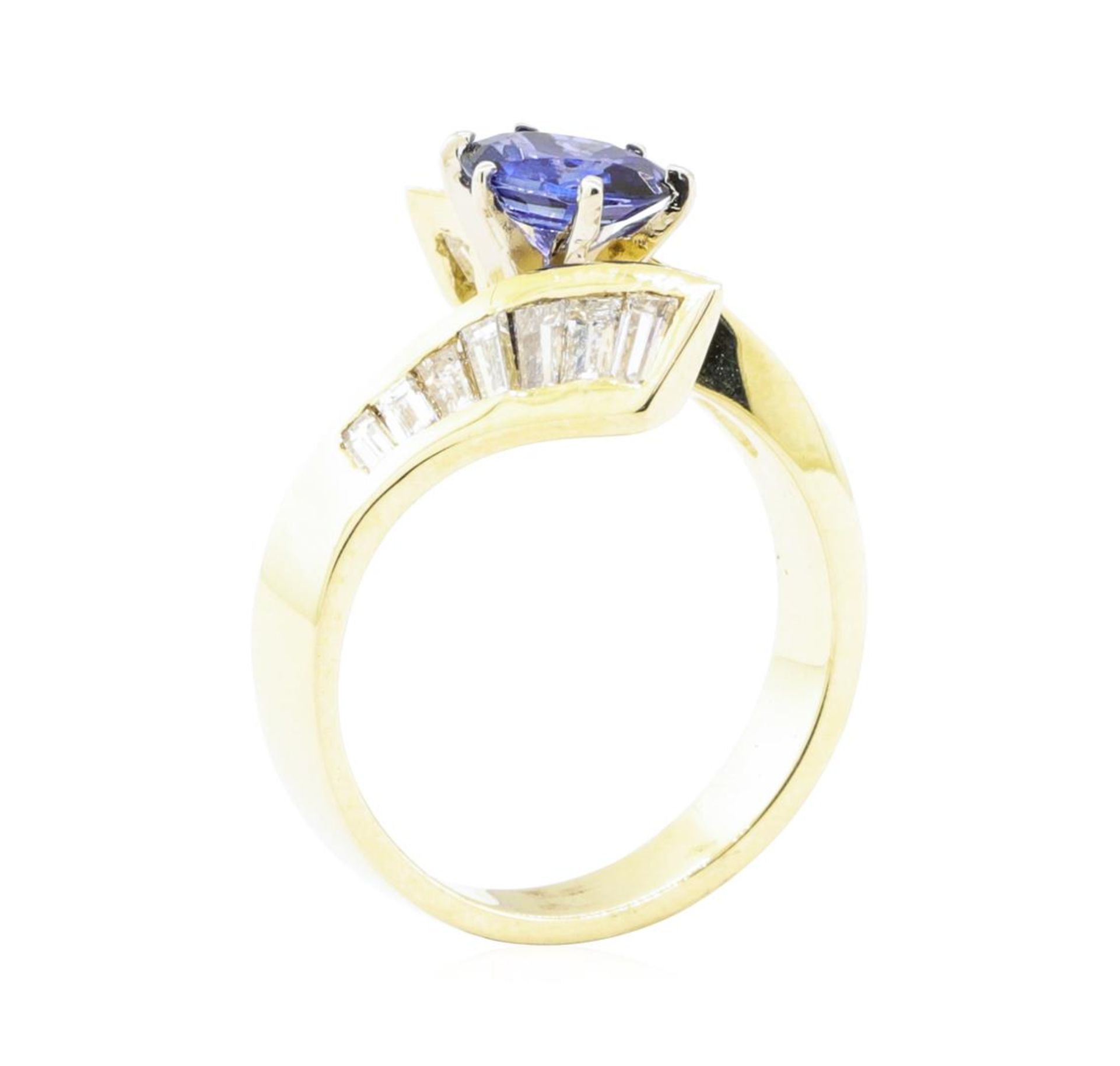 1.64 ctw Sapphire And Diamond Ring - 14KT Yellow Gold - Image 4 of 5