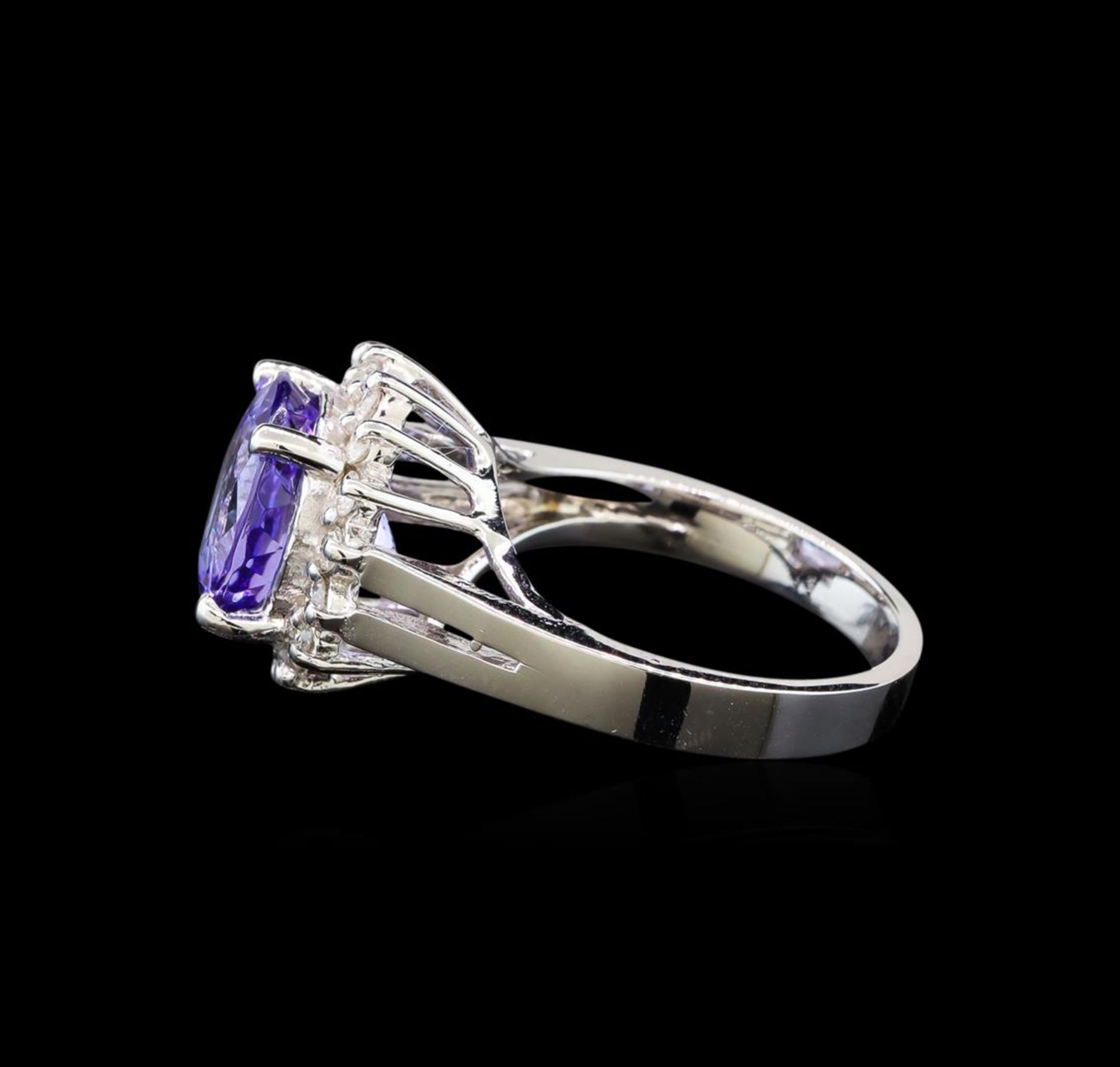 14KT White Gold 4.76 ctw Tanzanite and Diamond Ring - Image 3 of 5