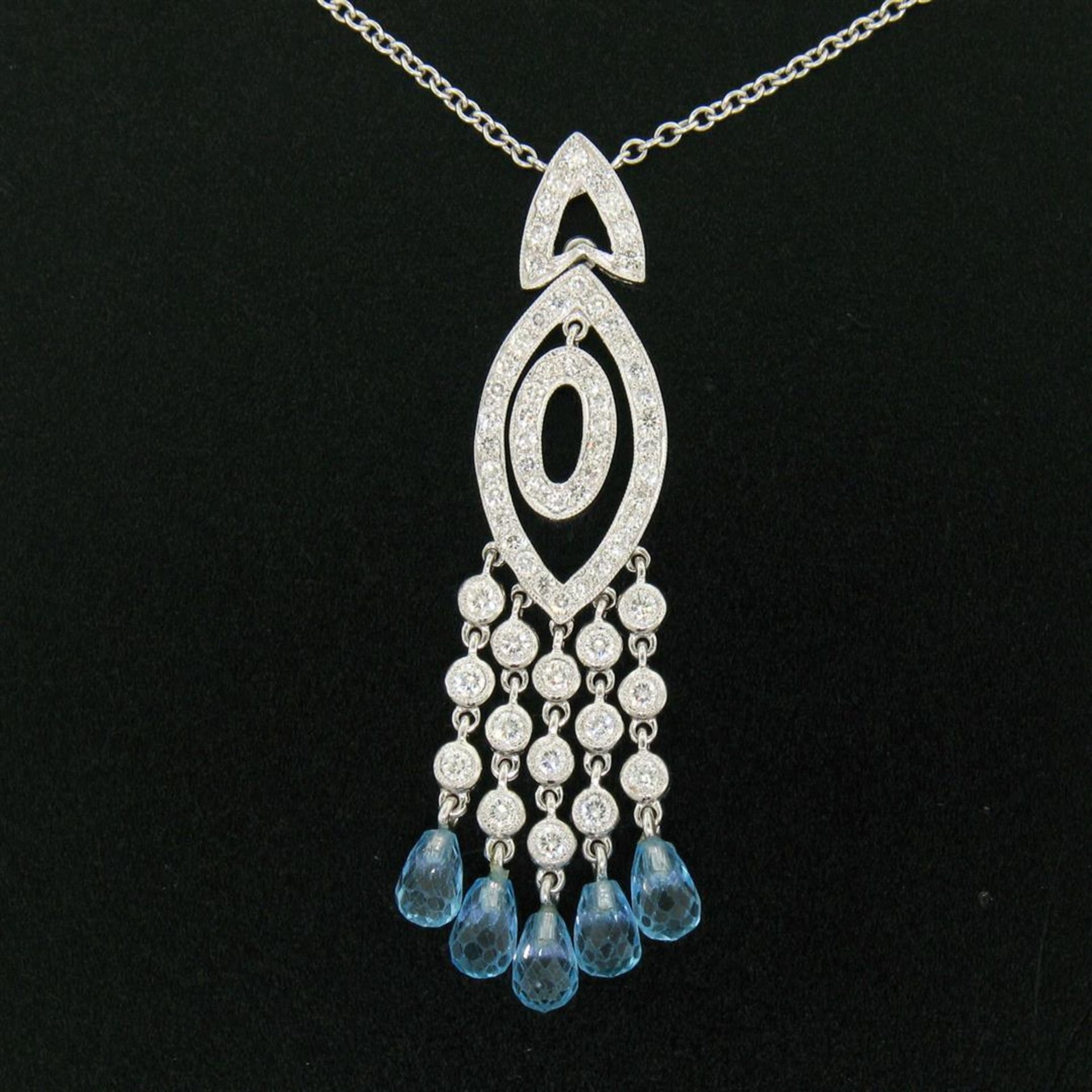 18k White Gold 1.30 ctw Diamond & Blue Topaz Briolette Chandelier Dangle Necklac - Image 5 of 7