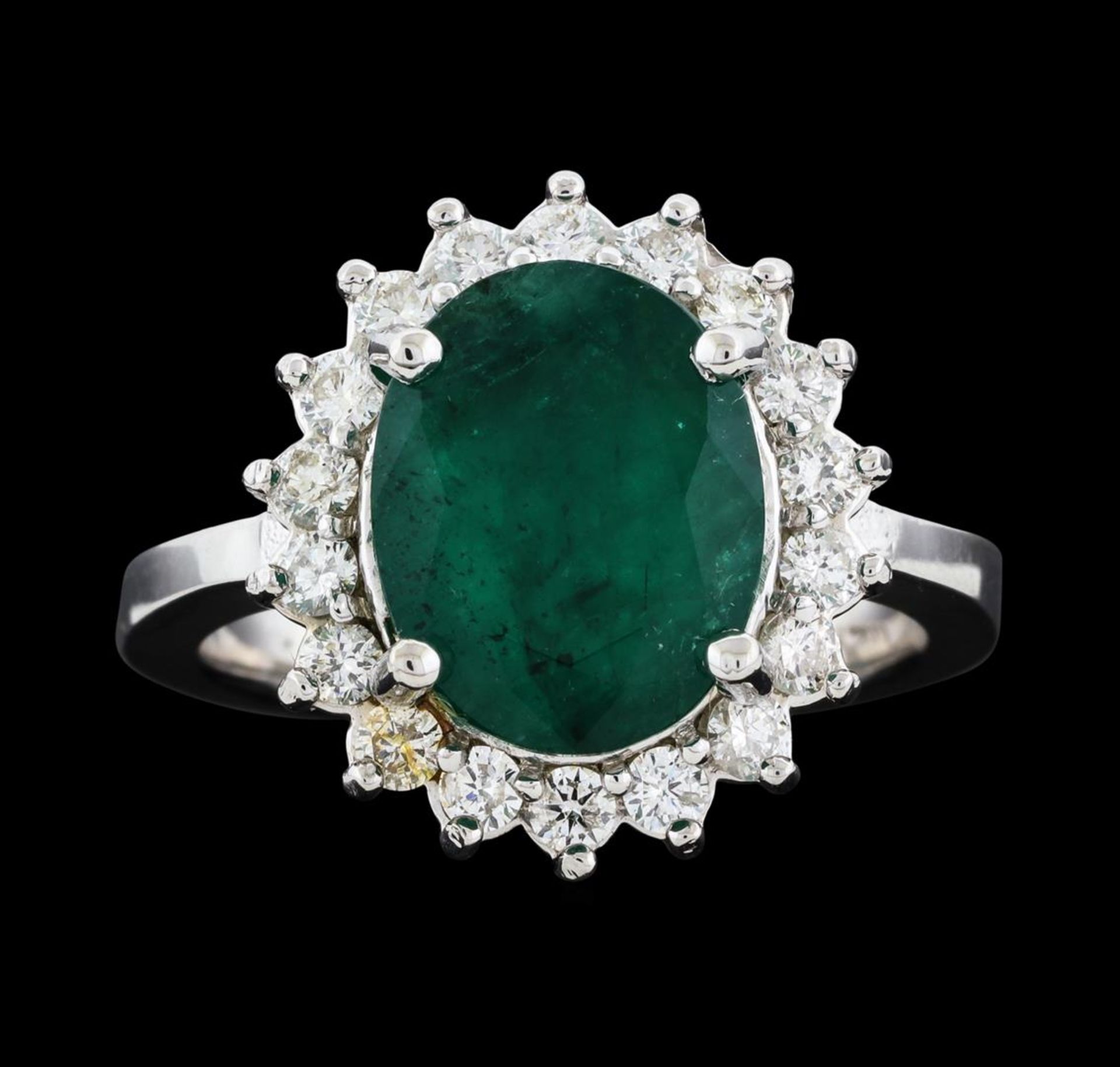 3.85 ctw Emerald and Diamond Ring - 14KT White Gold - Image 2 of 5