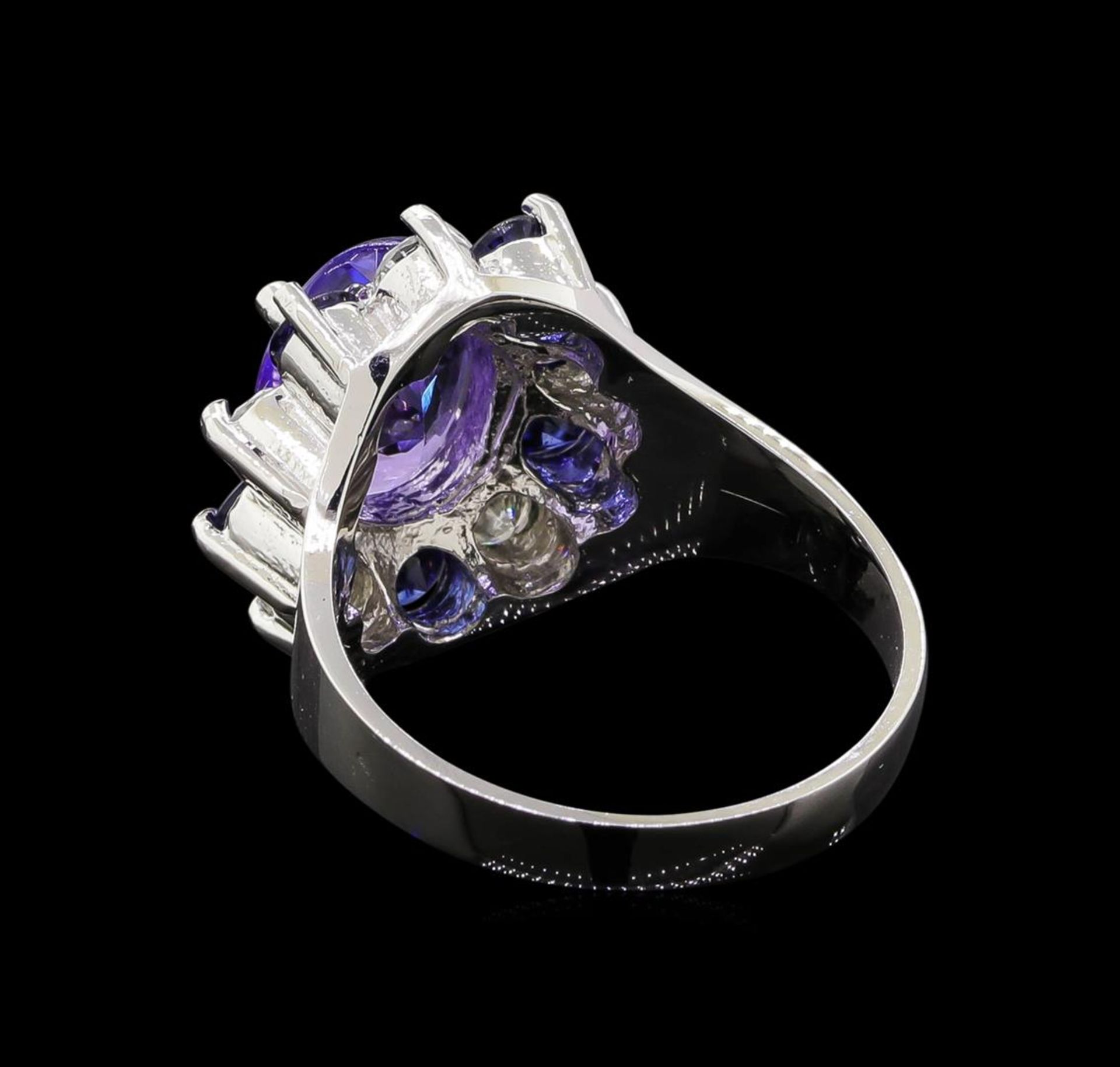 14KT White Gold 2.48 ctw Tanzanite, Sapphire and Diamond Ring - Image 3 of 5