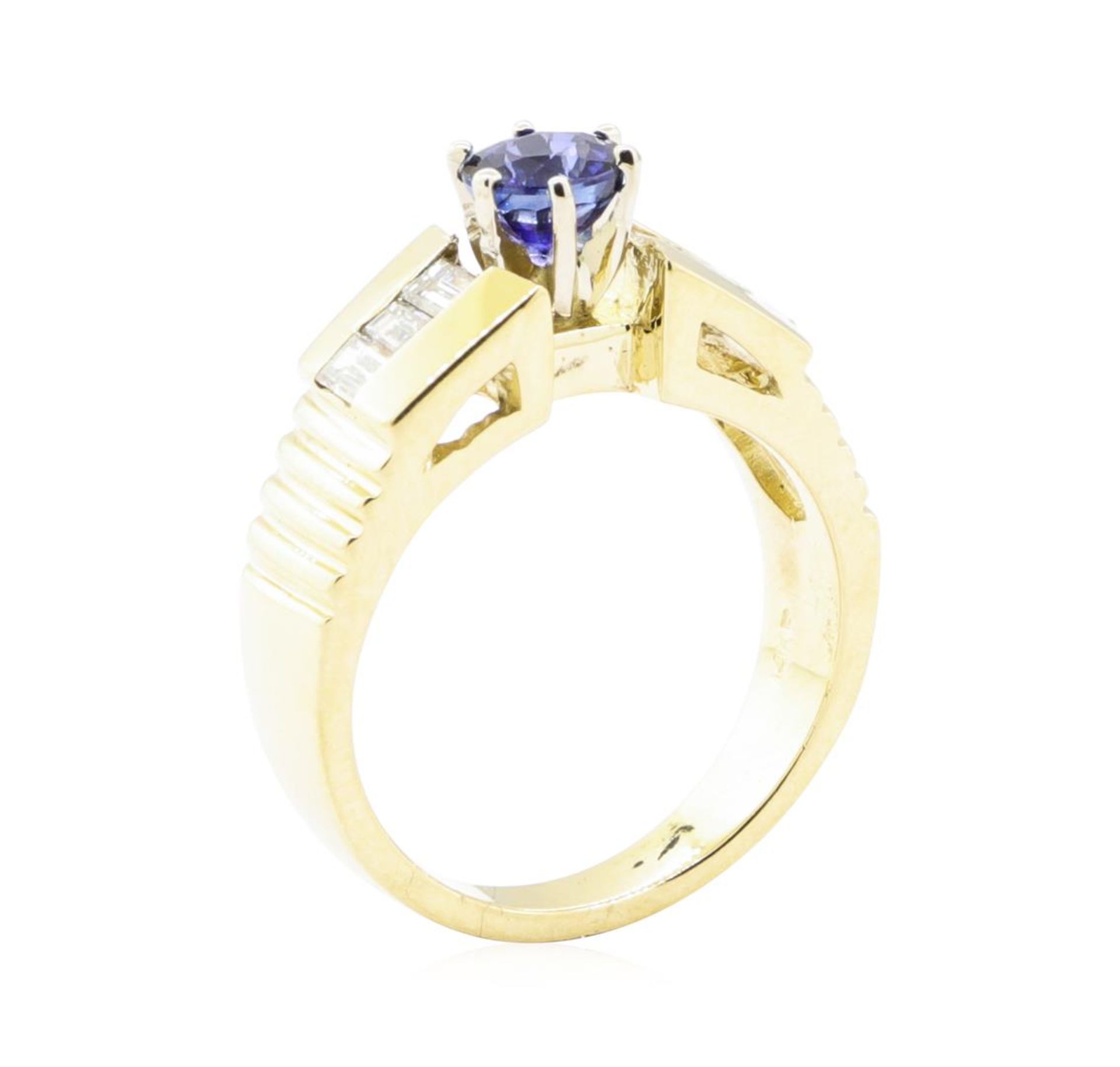 1.30 ctw Sapphire and Diamond Ring - 14KT Yellow Gold - Image 4 of 4