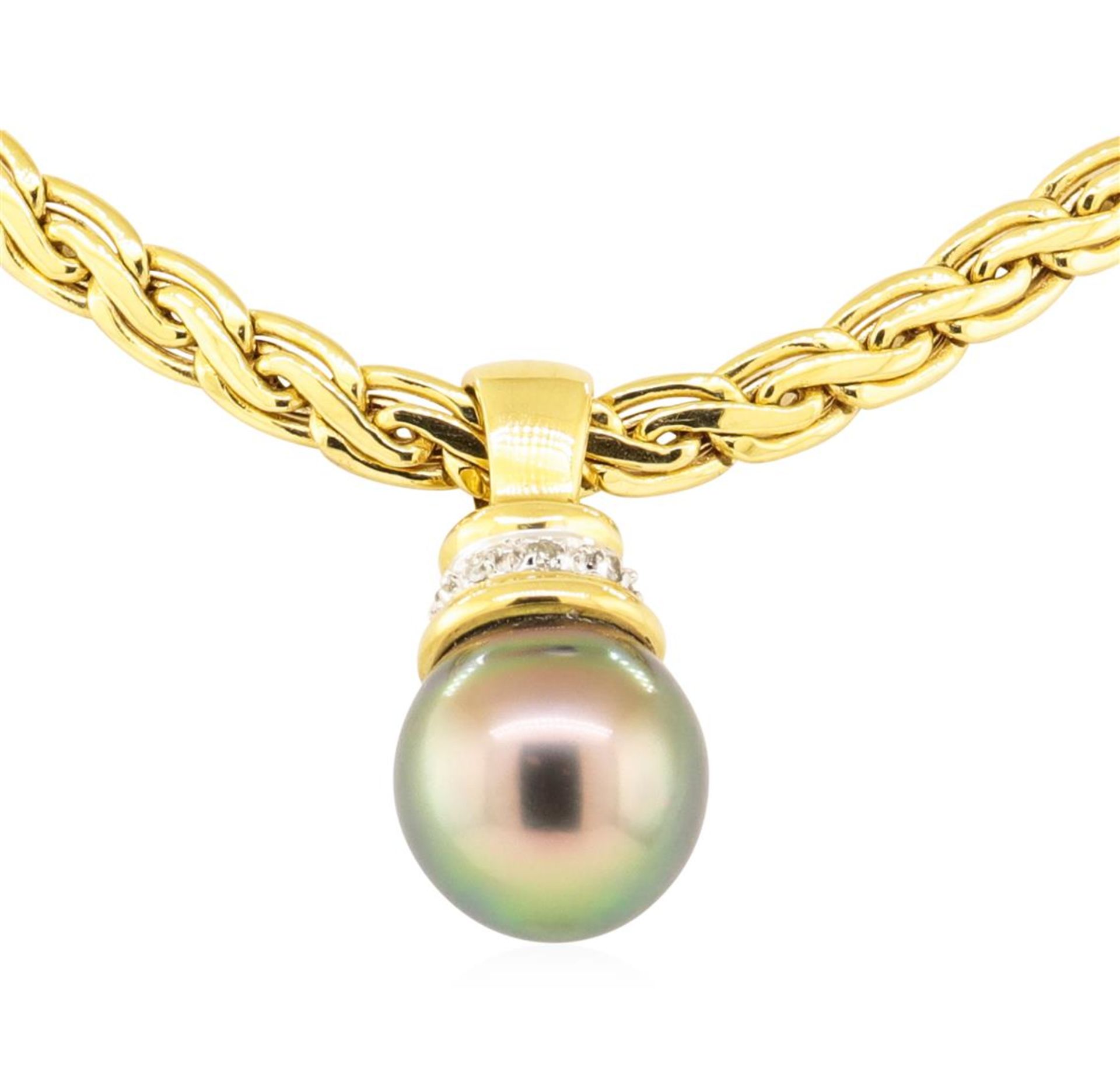 0.08 ctw Diamond and Pearl Pendant & Chain - 18KT Yellow Gold - Image 2 of 3