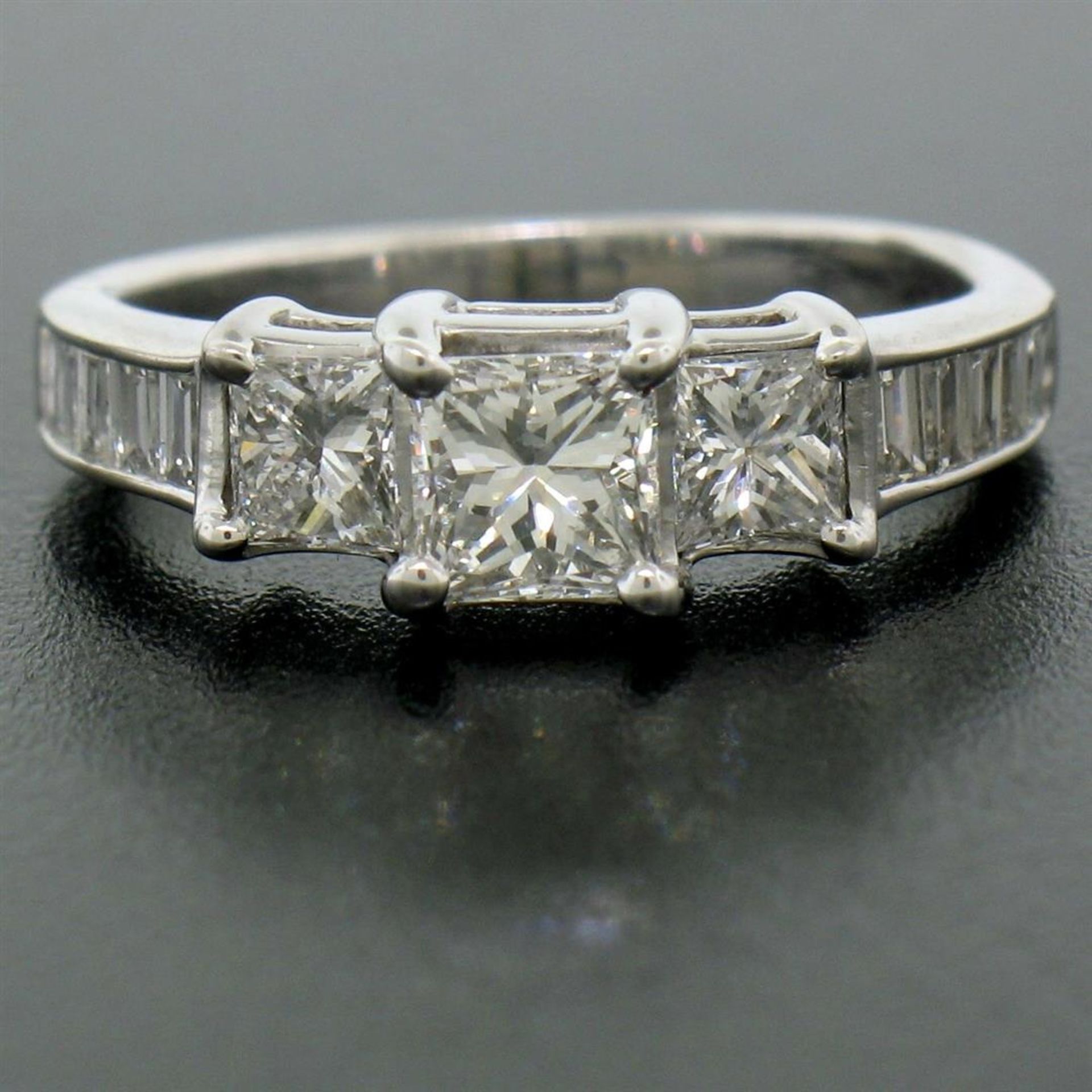 14k White Gold 1.45 ctw 3 Princess Diamond Engagement Ring w/ Baguette Accents - Image 4 of 18