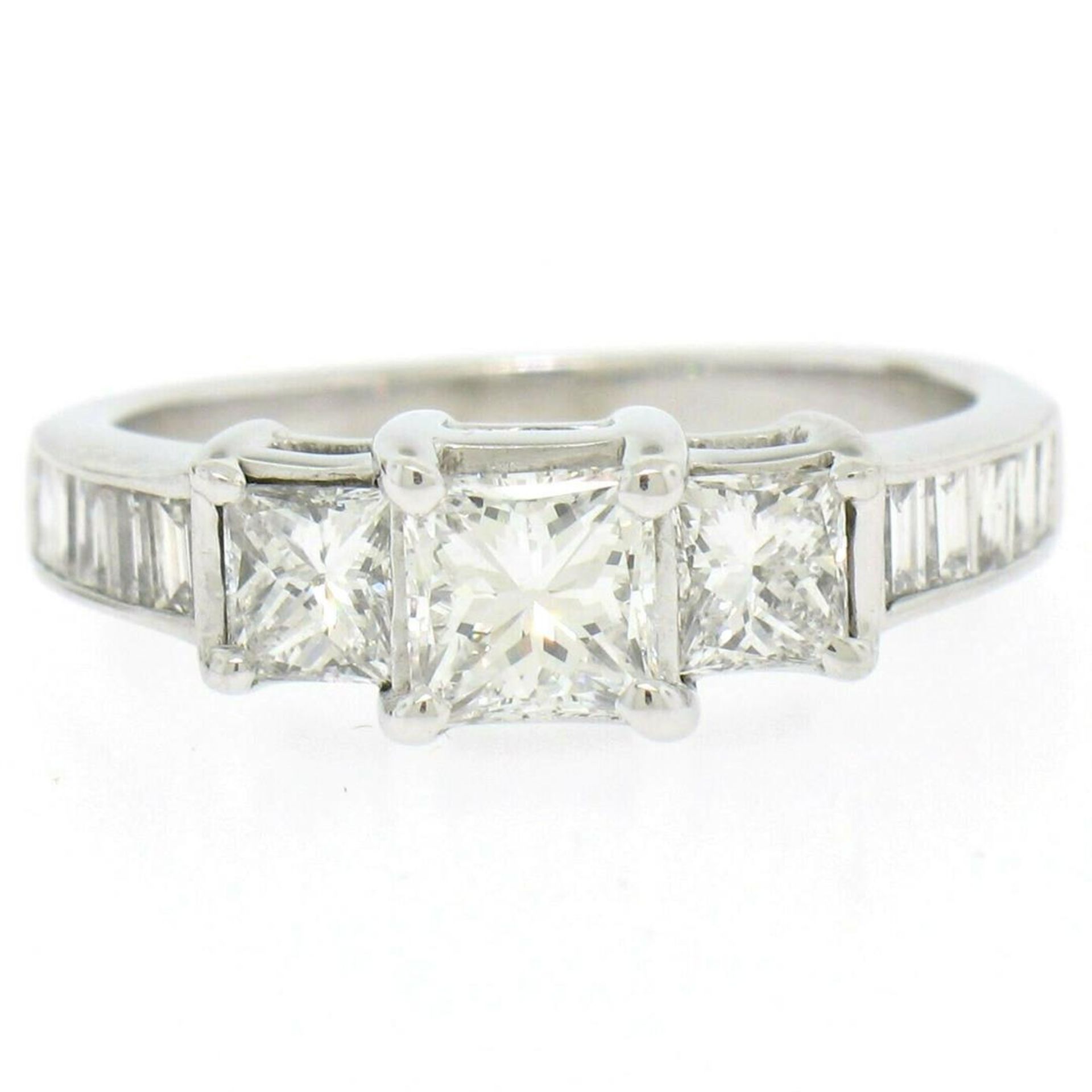 14k White Gold 1.45 ctw 3 Princess Diamond Engagement Ring w/ Baguette Accents - Image 16 of 18