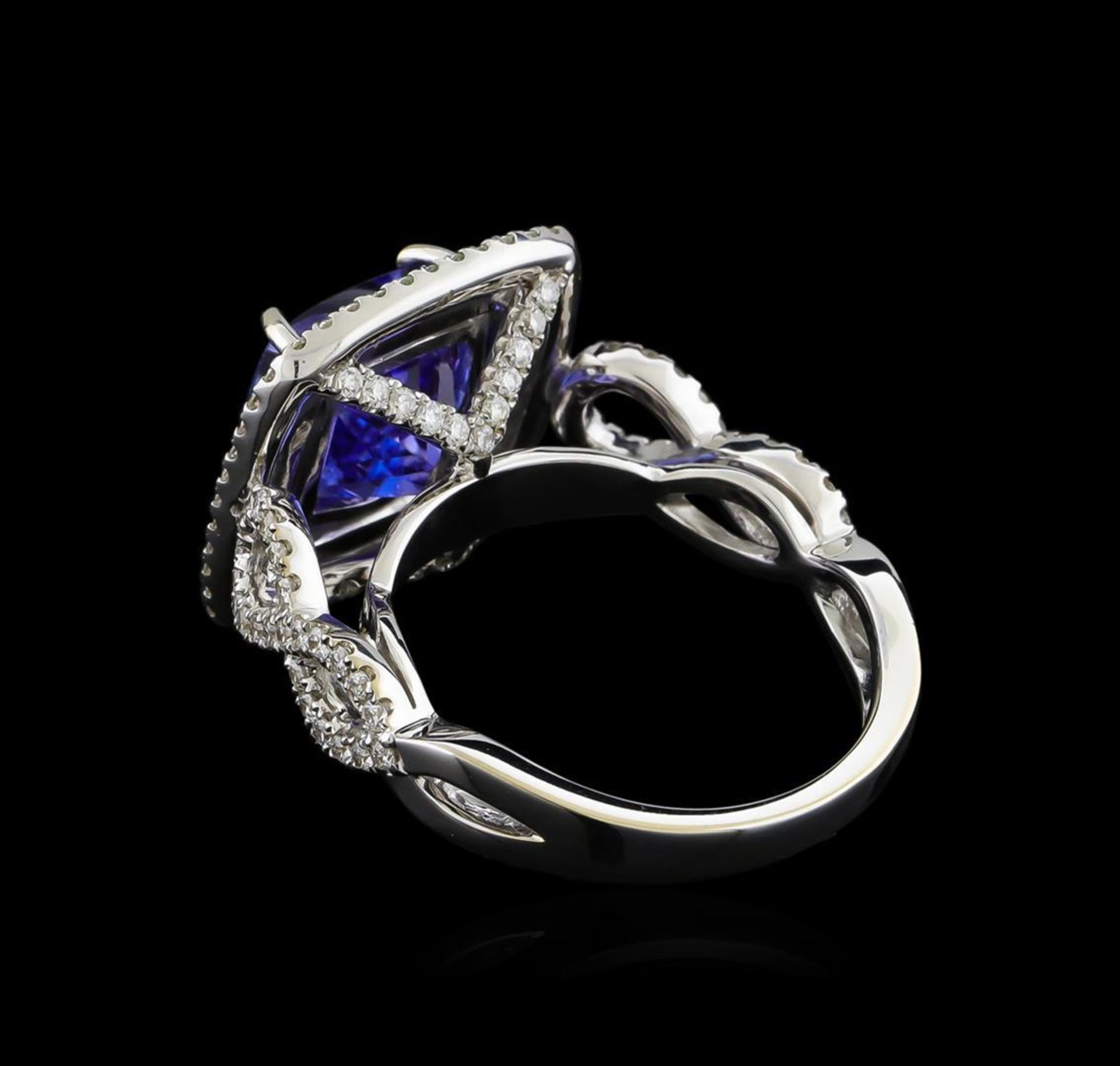 18KT White Gold 3.33 ctw Tanzanite and Diamond Ring - Image 3 of 5