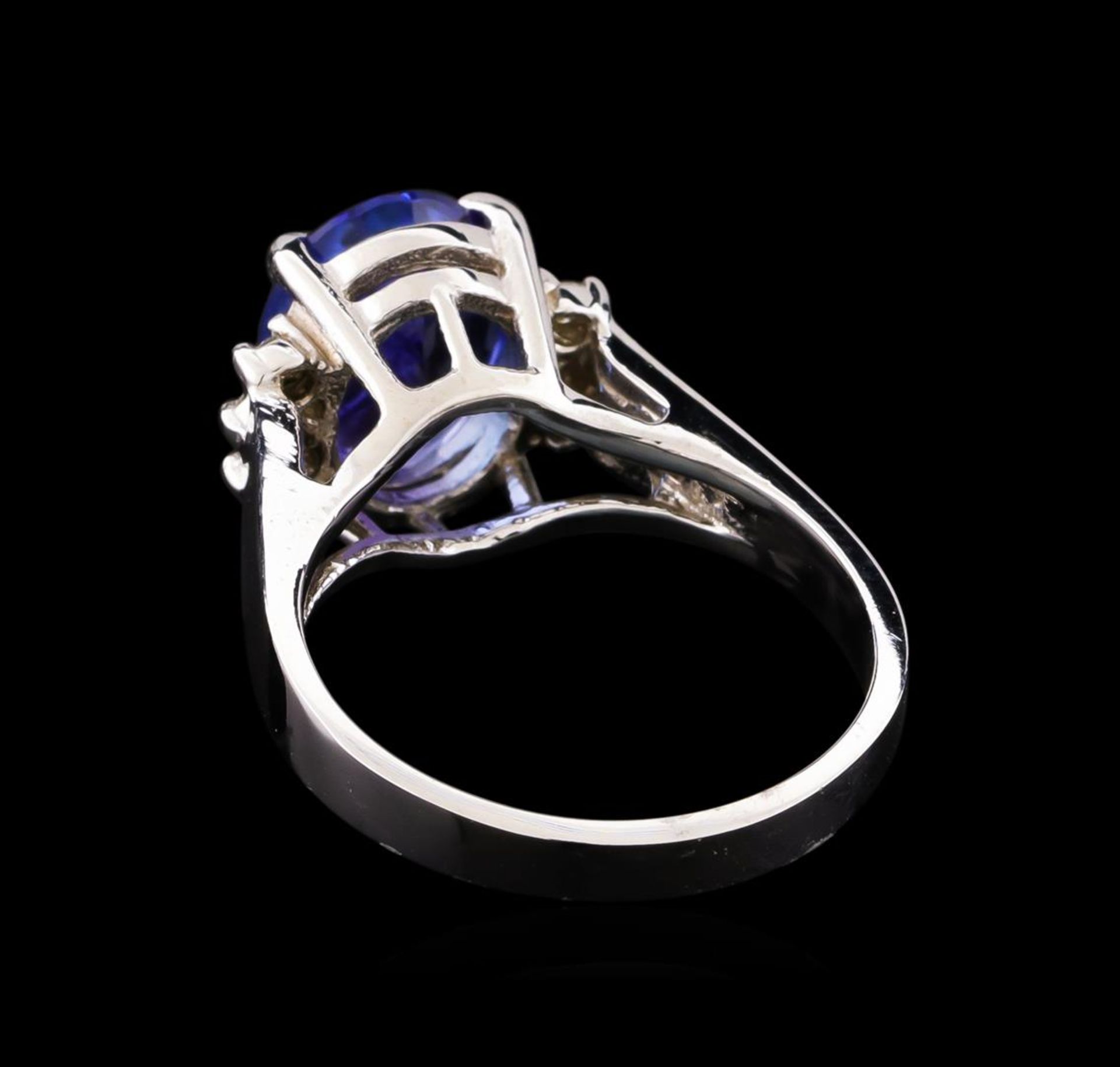 3.66 ctw Tanzanite and Diamond Ring - 14KT White Gold - Image 3 of 5