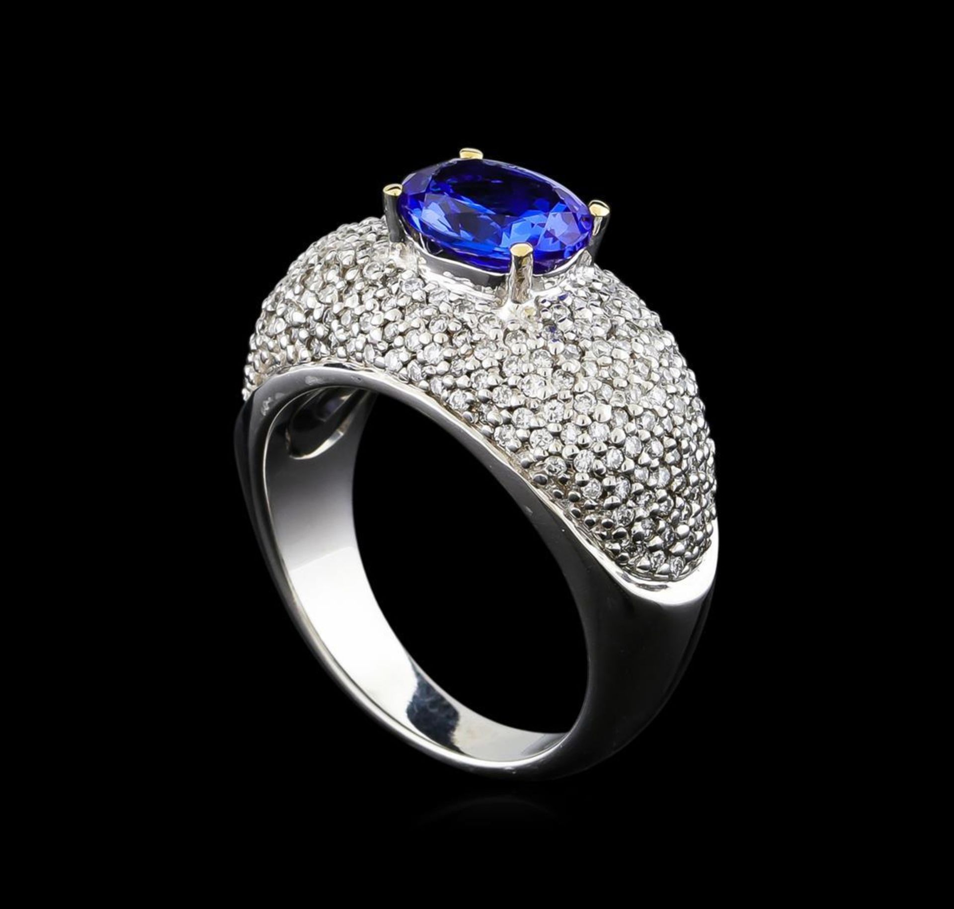 14KT White Gold 1.85 ctw Tanzanite and Diamond Ring - Image 4 of 5