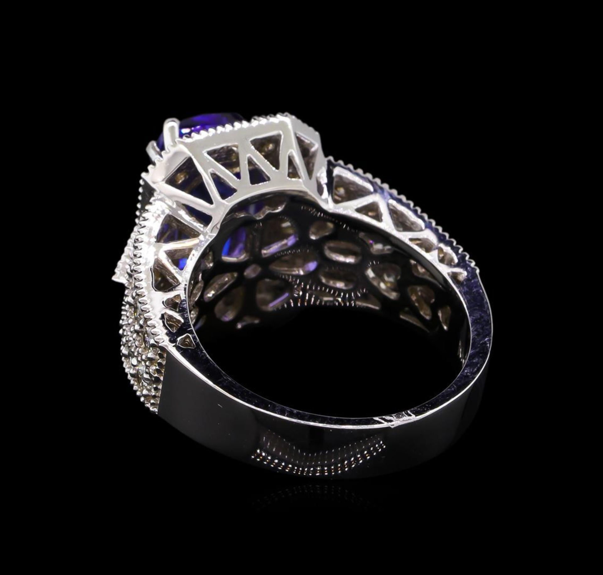 4.25 ctw Tanzanite and Diamond Ring - 14KT White Gold - Image 3 of 5