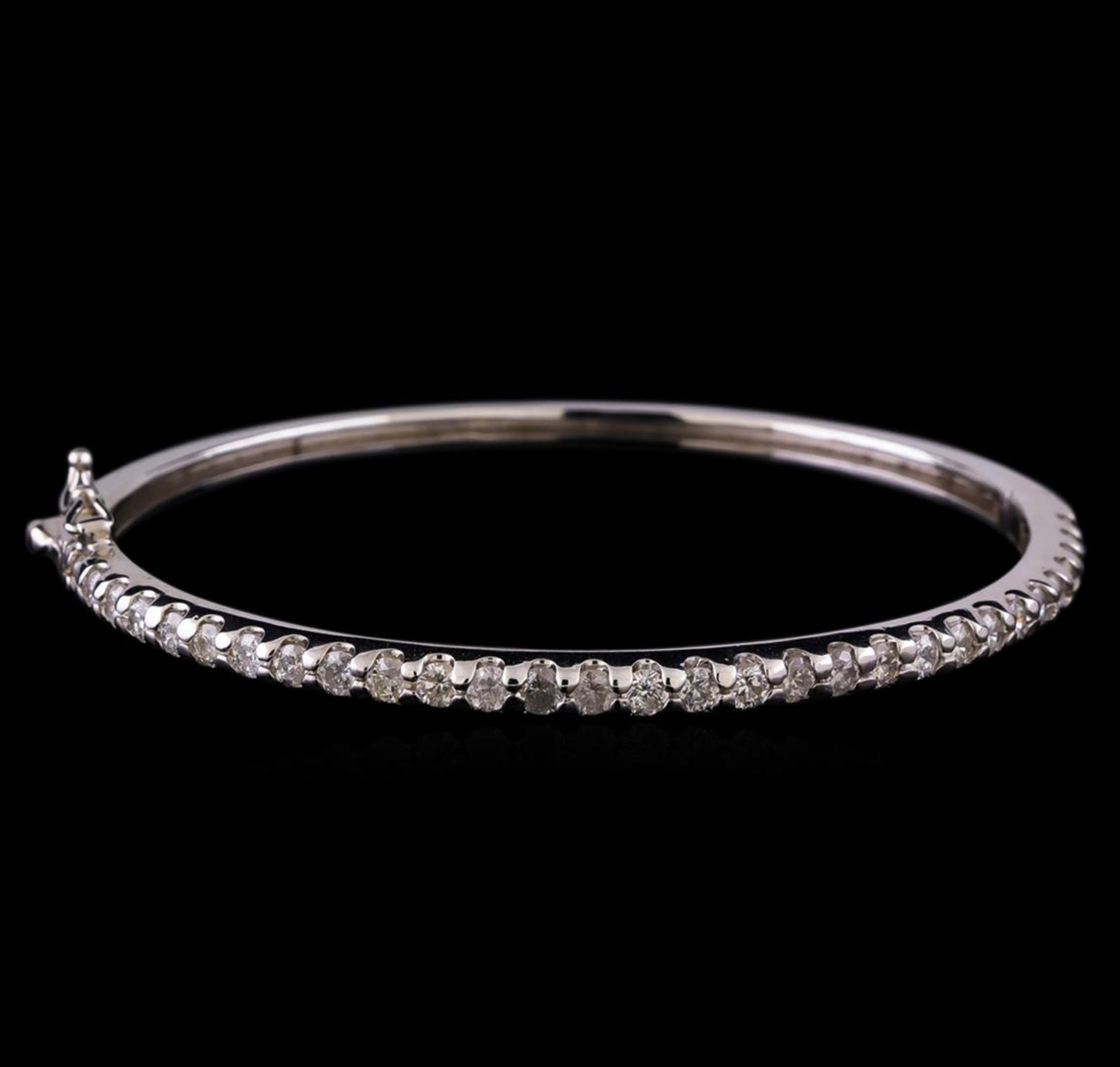 14KT White Gold 1.93 ctw Diamond Bangle Bracelet