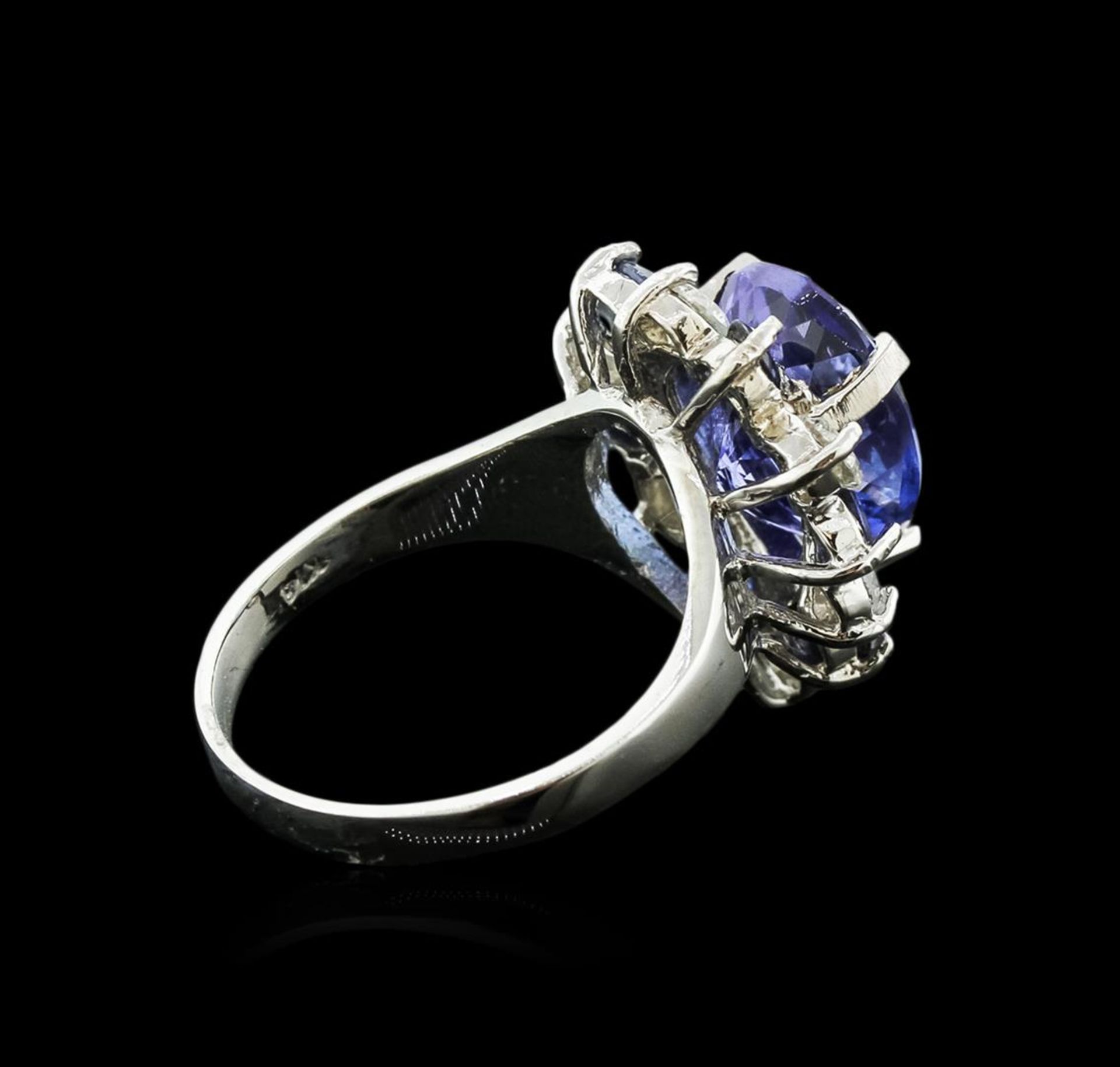 14KT White Gold 4.80 ctw Tanzanite, Sapphire and Diamond Ring - Image 3 of 4