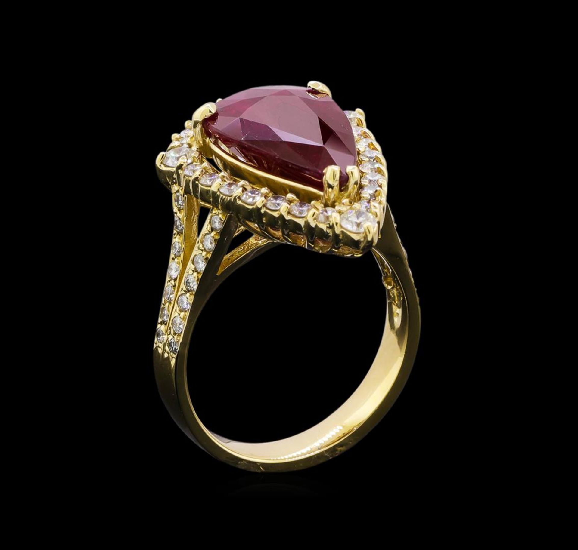 GIA C 5.98 ctw Ruby and Diamond Ring - 14KT Yellow Gold - Image 4 of 7