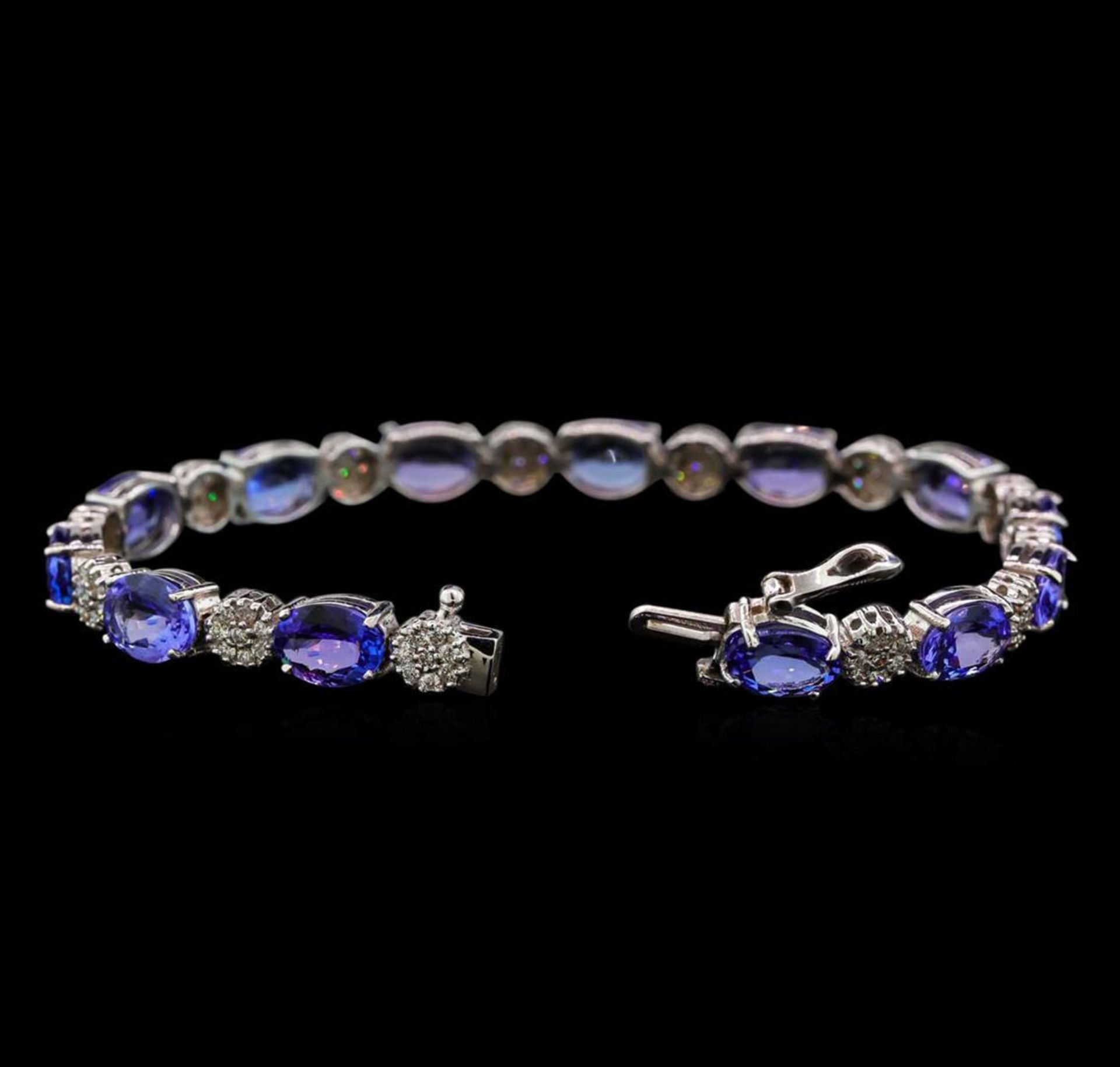 14KT White Gold 17.16 ctw Tanzanite and Diamond Bracelet - Image 3 of 4