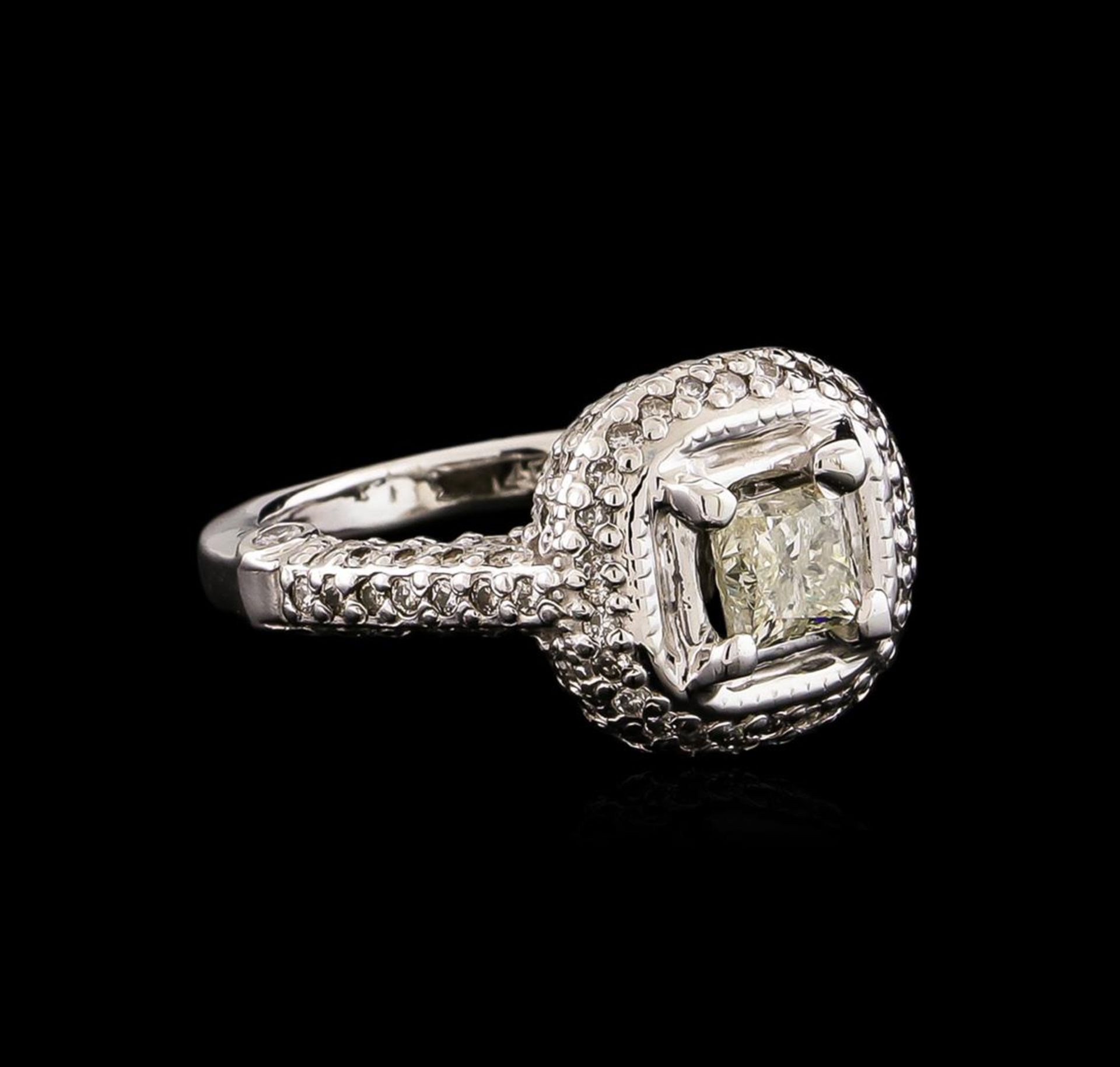 14KT White Gold 1.78 ctw Diamond Ring