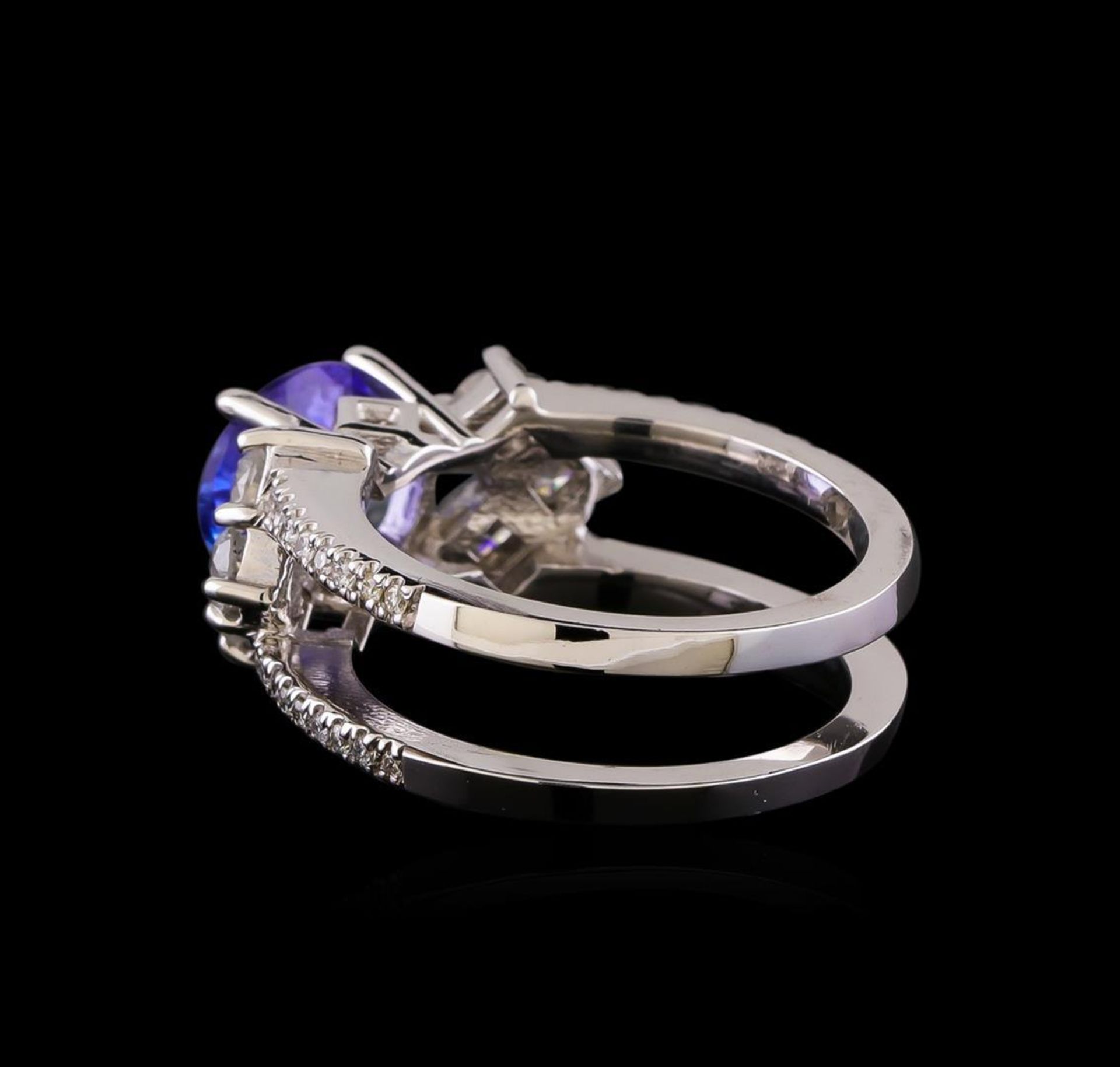 1.98 ctw Tanzanite and Diamond Ring - 14KT White Gold - Image 3 of 5