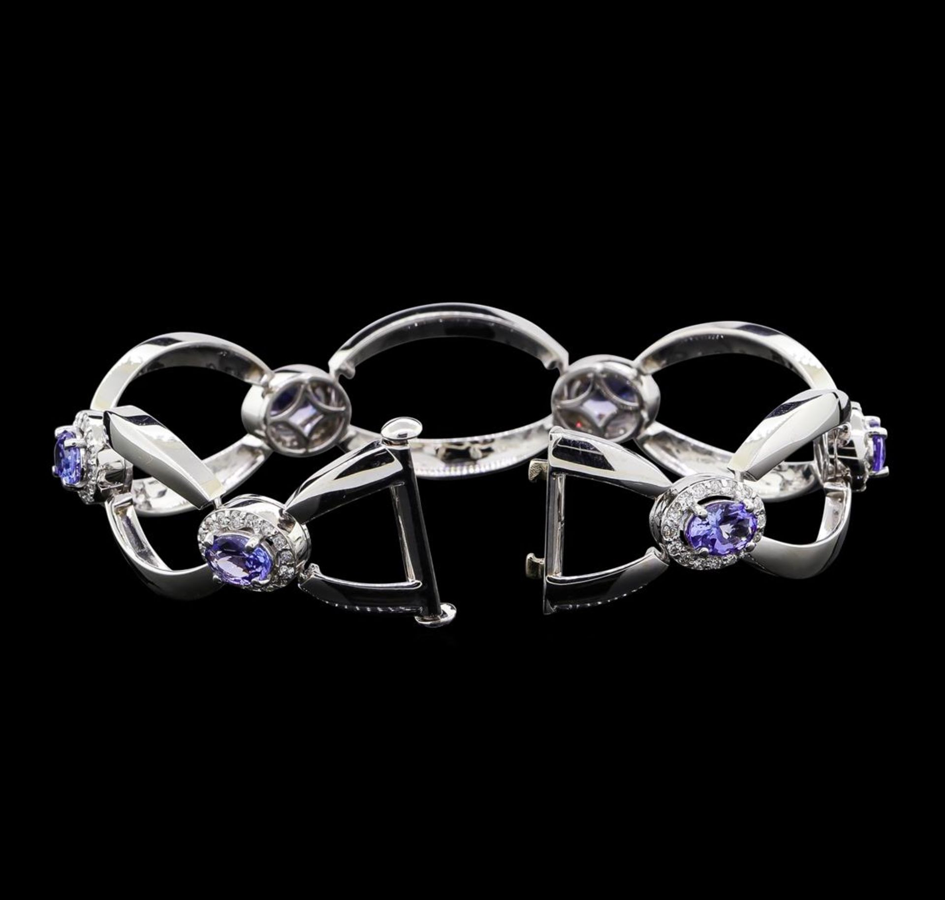 4.60 ctw Tanzanite and Diamond Bracelet - 14KT White Gold - Image 3 of 4