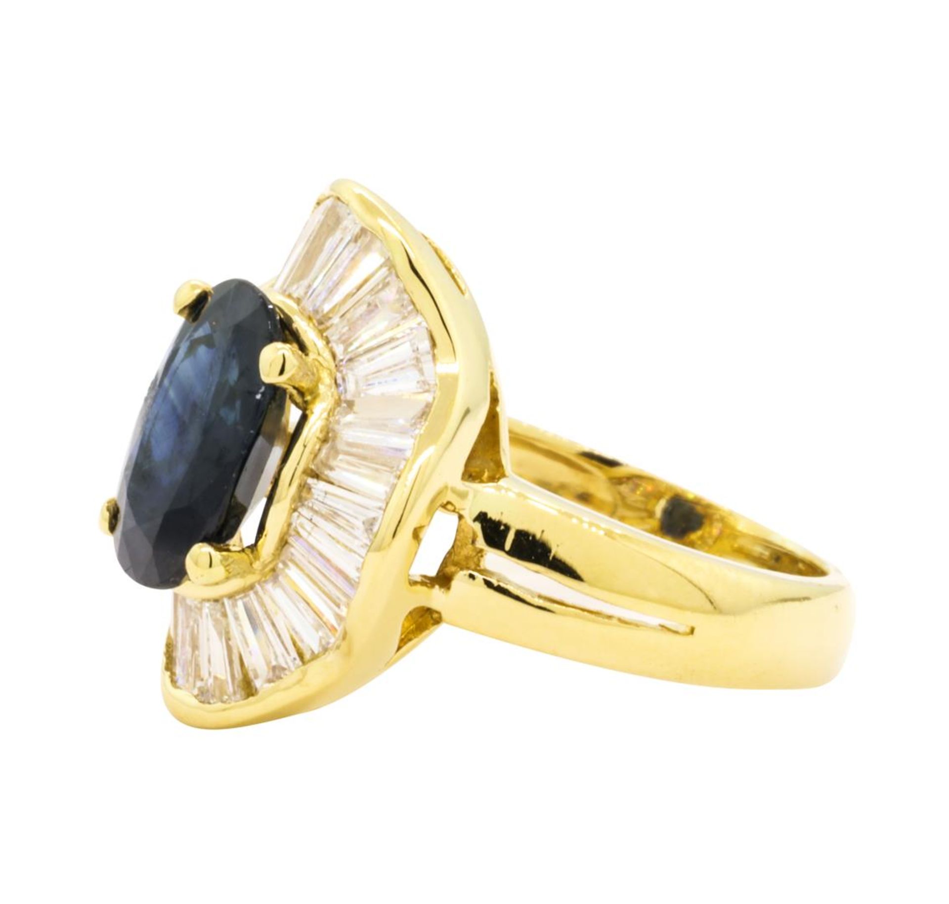 2.90 ctw Sapphire and Diamond Ring - 18KT Yellow Gold - Image 2 of 5
