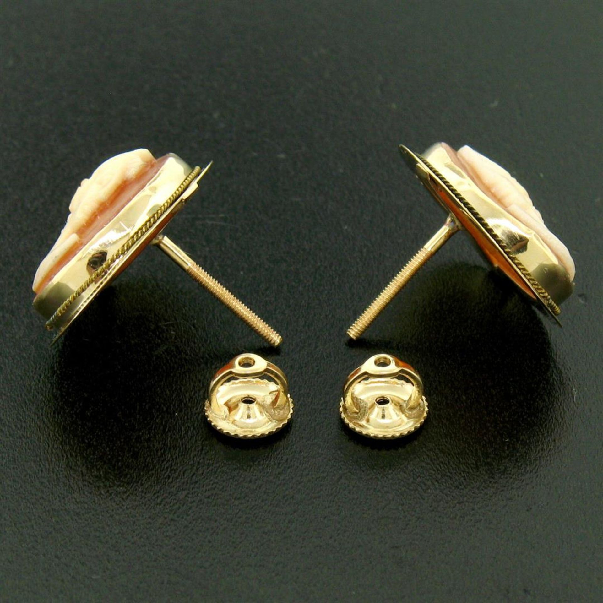 Vintage 14K Yellow Gold Oval Carved Shell Cameo Framed Screw Back Stud Earrings - Image 5 of 9