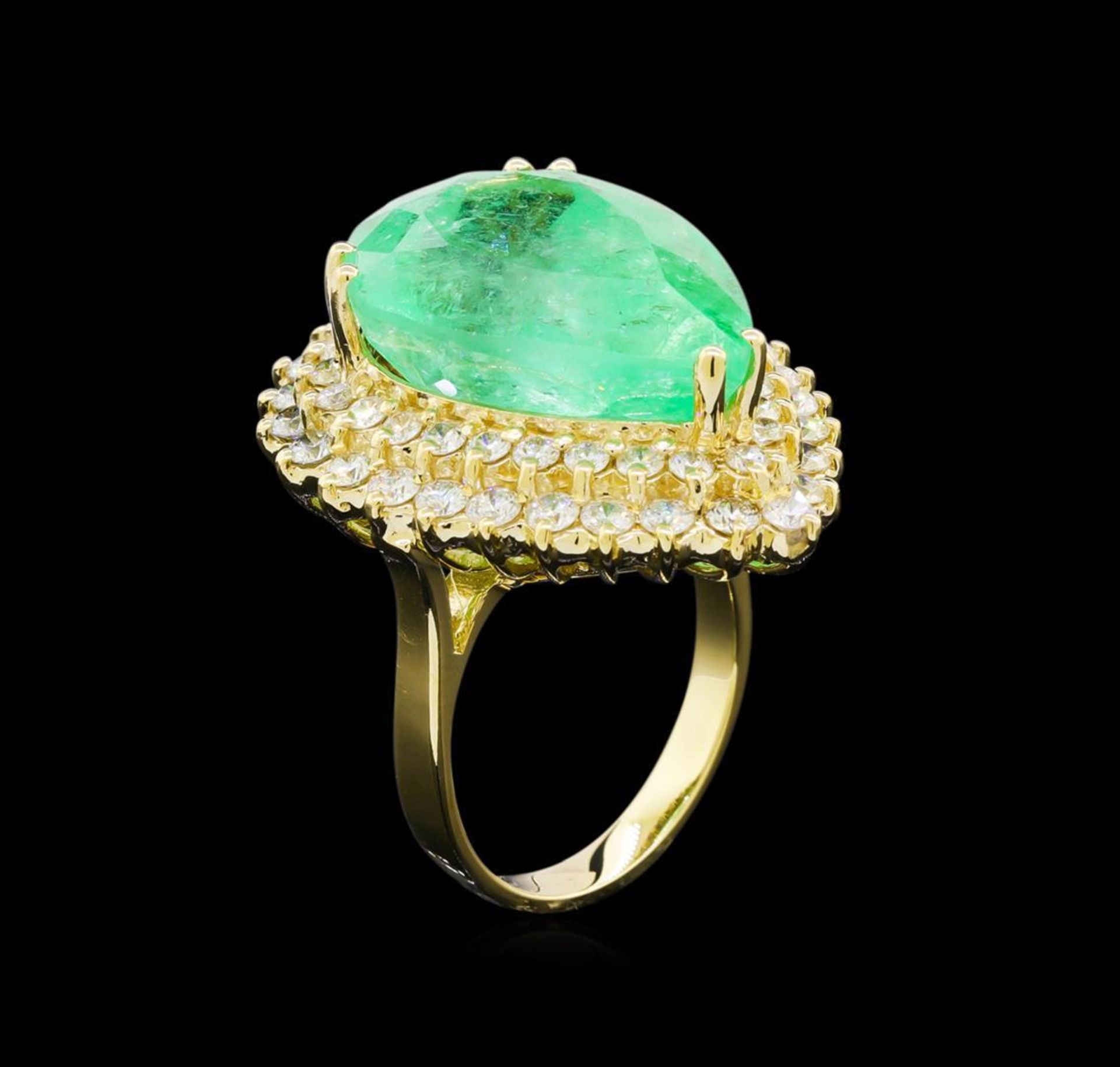 GIA Cert 17.66 ctw Emerald and Diamond Ring - 14KT Yellow Gold - Image 4 of 6