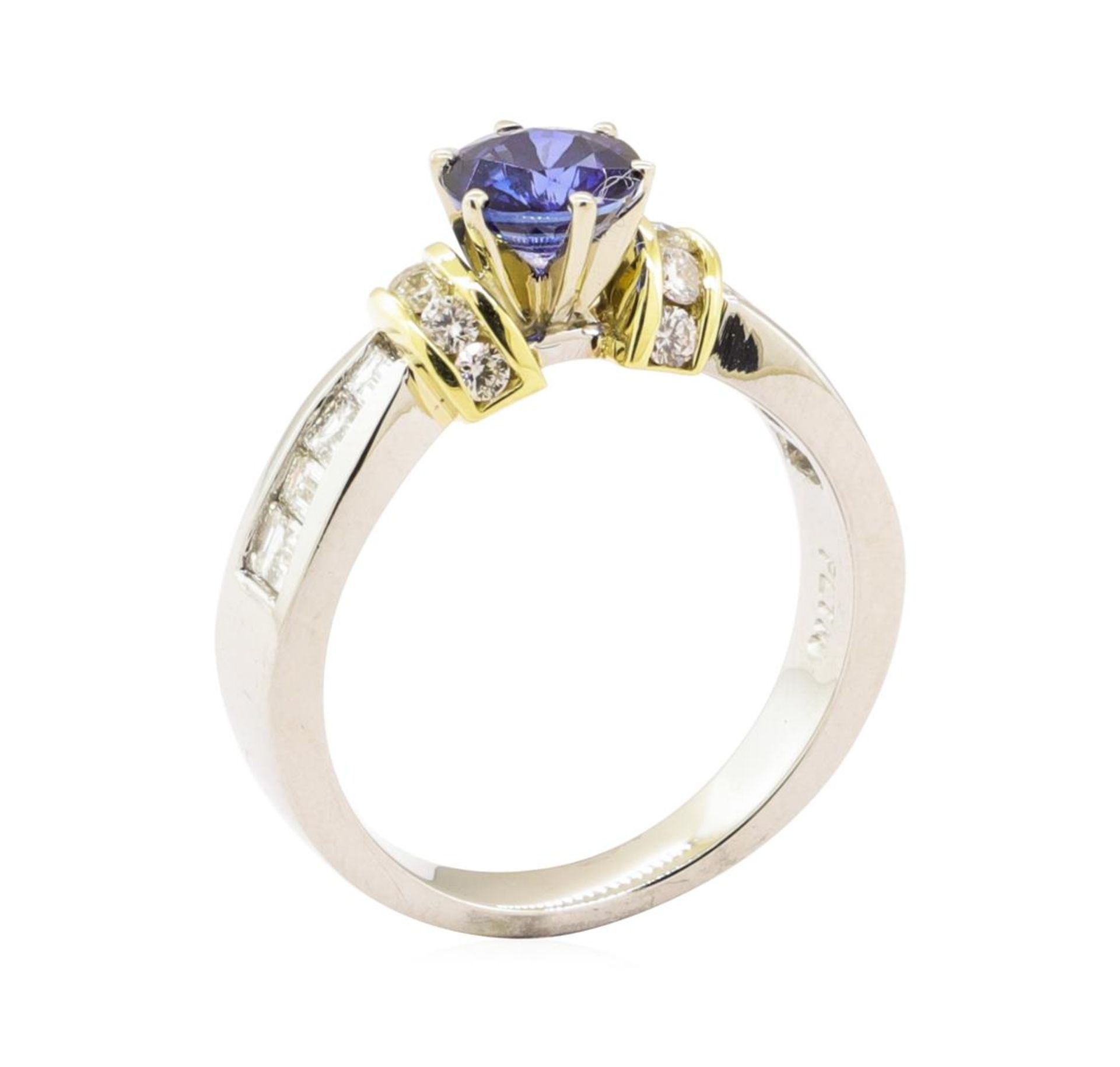 1.65 ctw Blue Sapphire And Diamond Ring - Platinum and 18KT Yellow Gold - Image 4 of 5