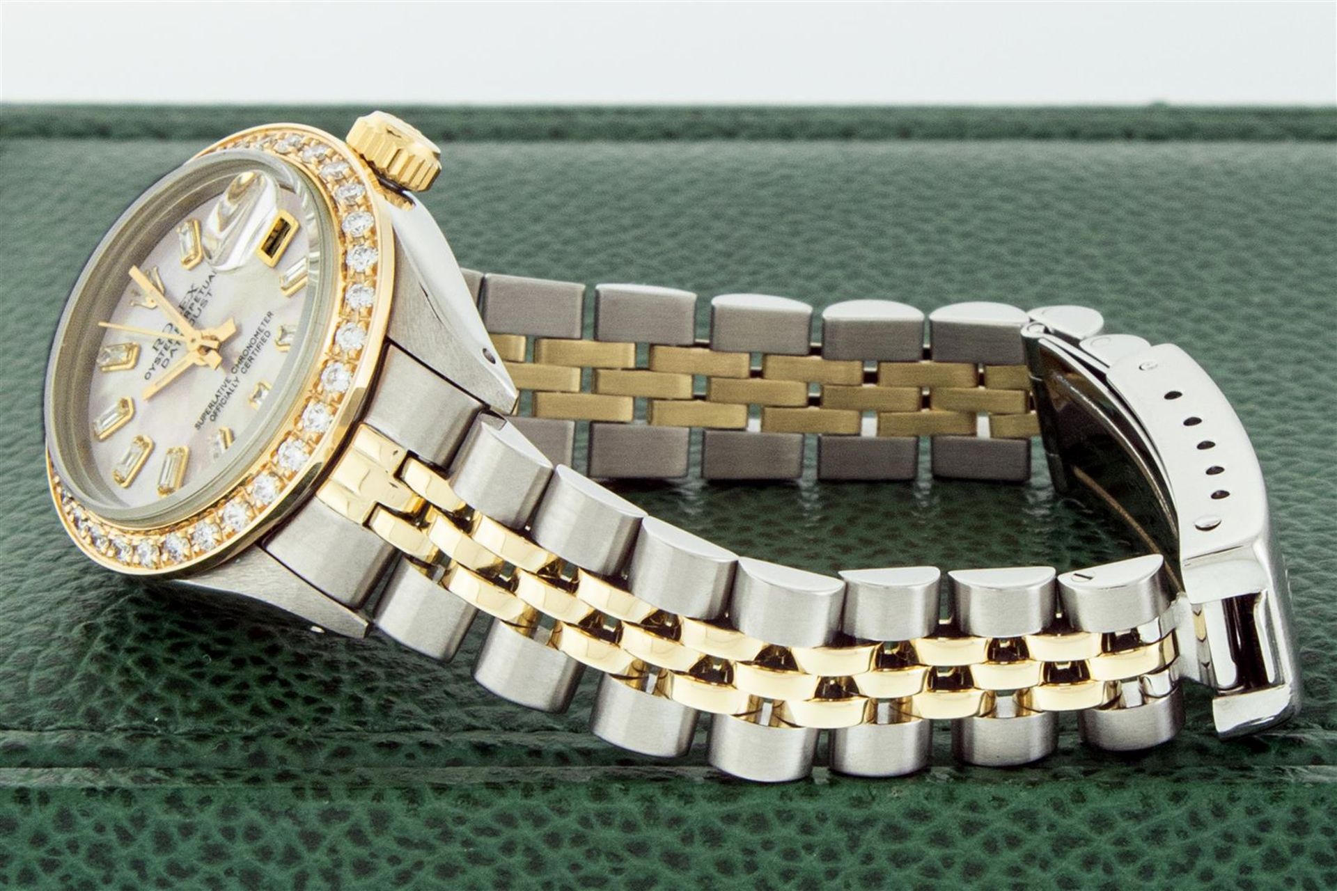 Ladies Datejust 26 YG/SS MOP Baguette Diamond Dial Oyster Perpetual - Image 4 of 8