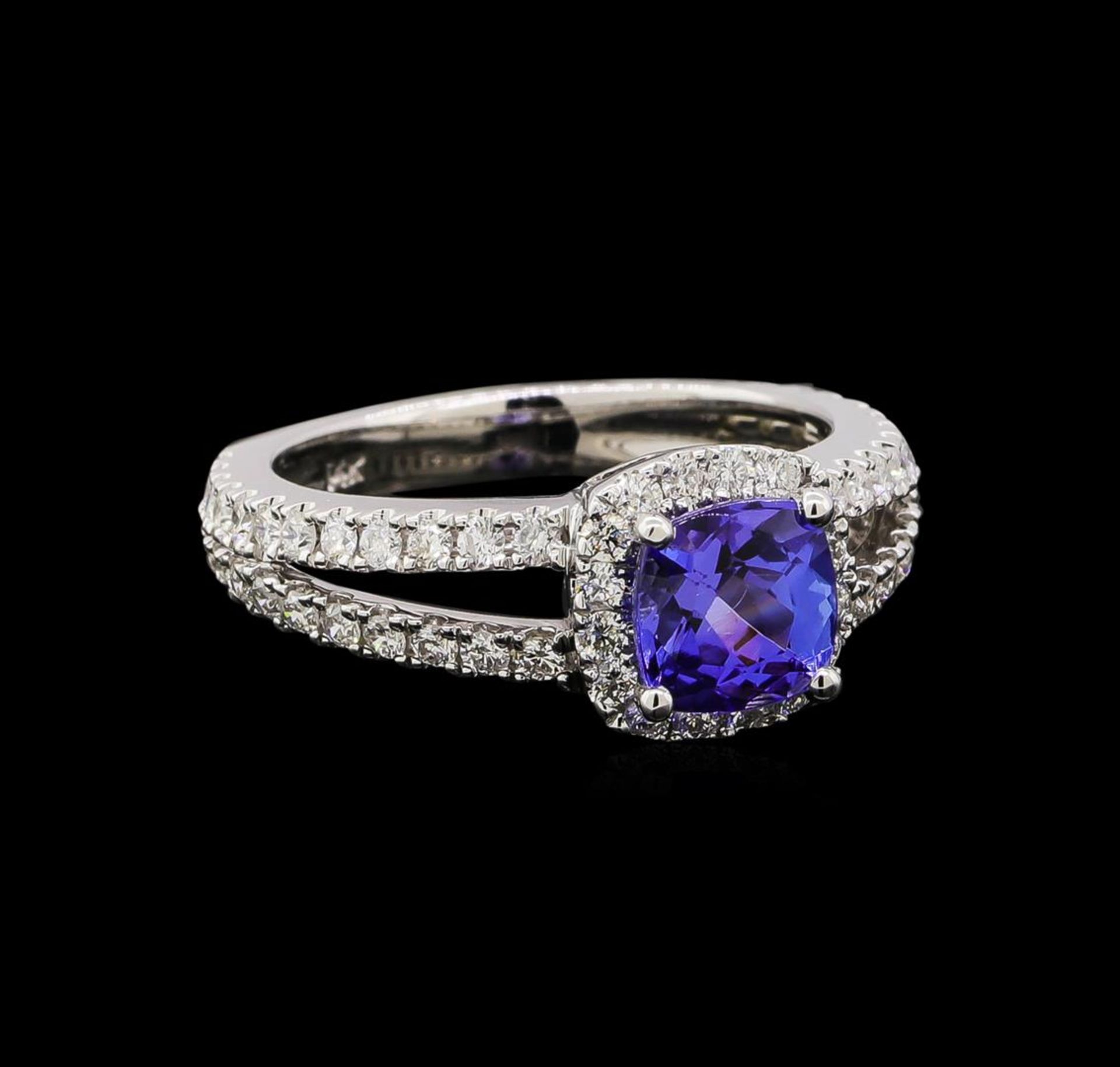 14KT White Gold 1.34 ctw Tanzanite and Diamond Ring