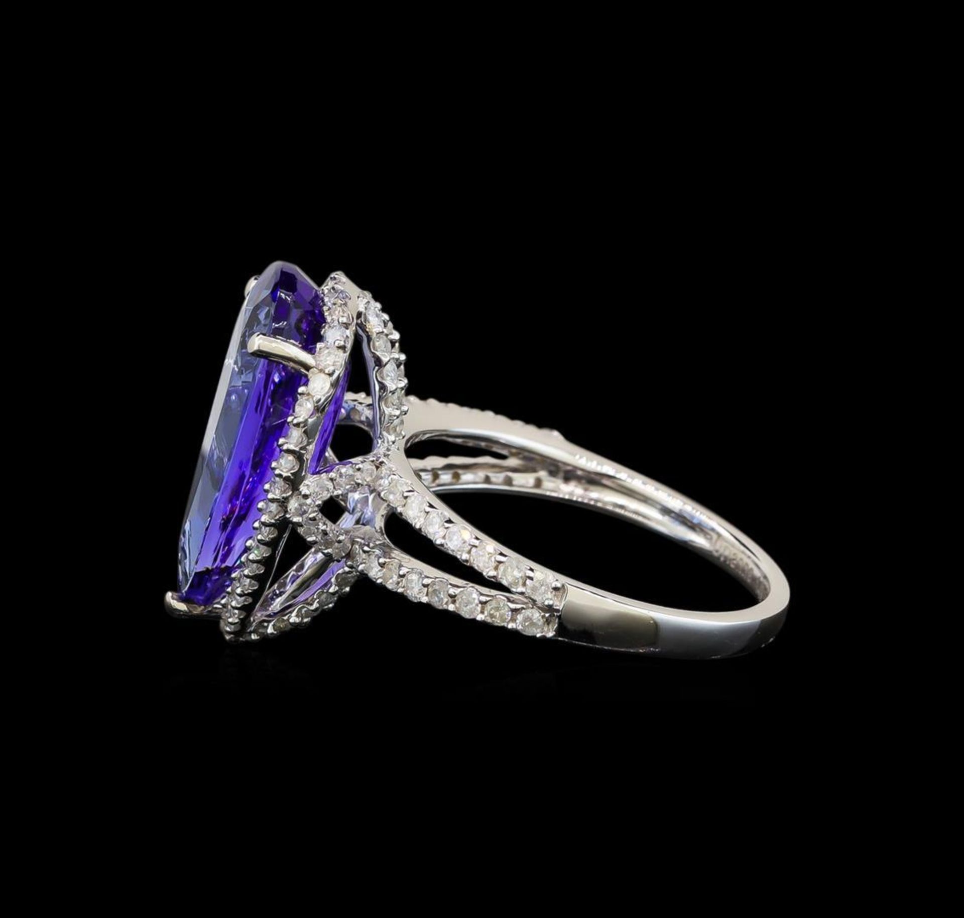 14KT White Gold 5.36 ctw Tanzanite and Diamond Ring - Image 3 of 5