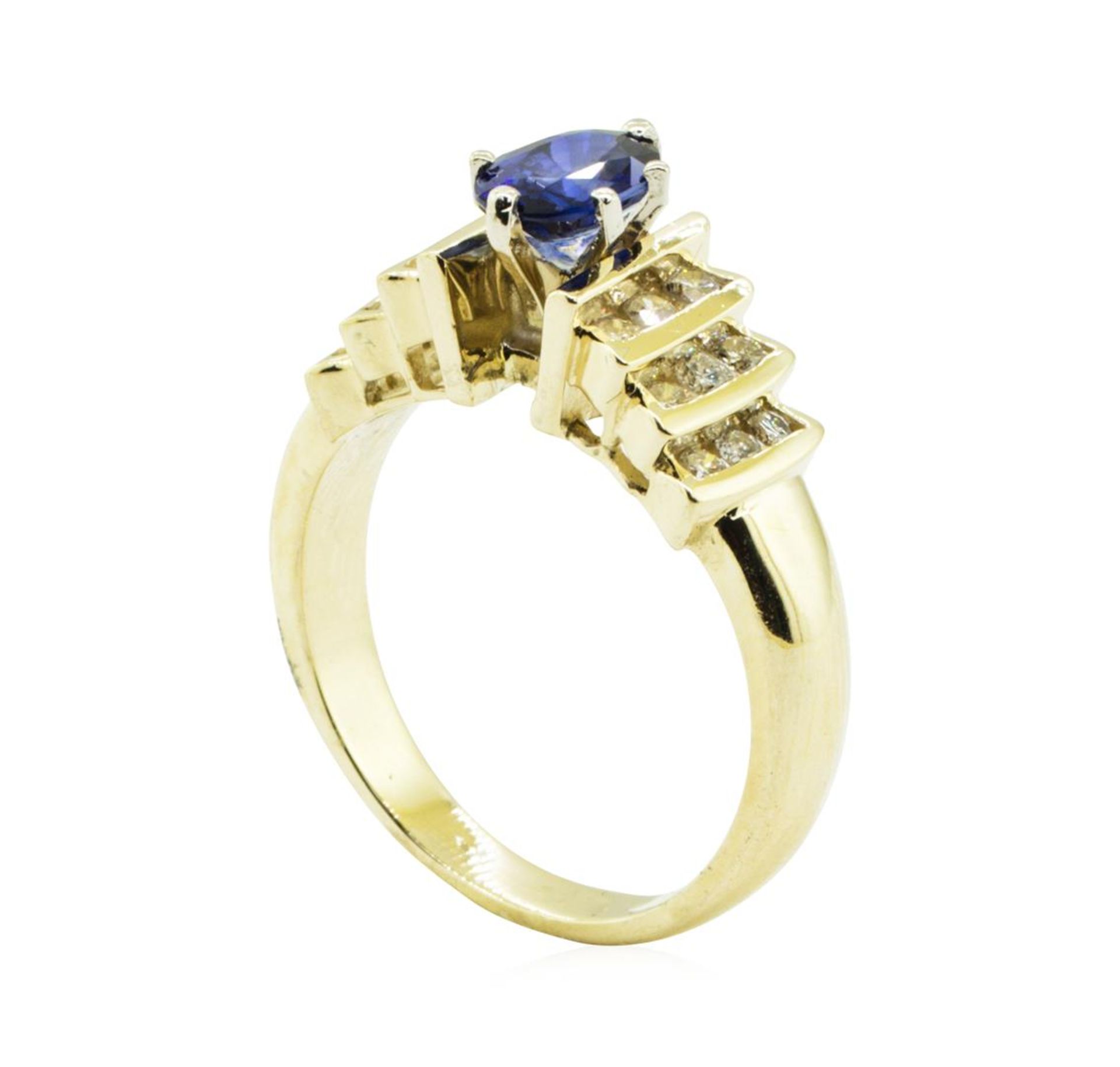 1.30 ctw Oval Brilliant Blue Sapphire And Diamond Ring - 14KT Yellow Gold - Image 4 of 5