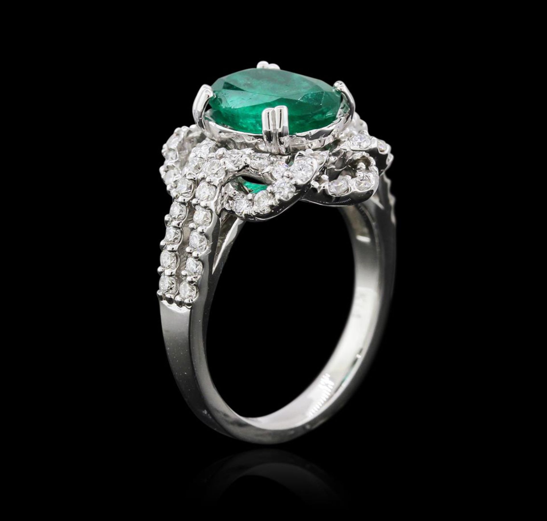 14KT White Gold 2.30 ctw Emerald and Diamond Ring - Image 3 of 4