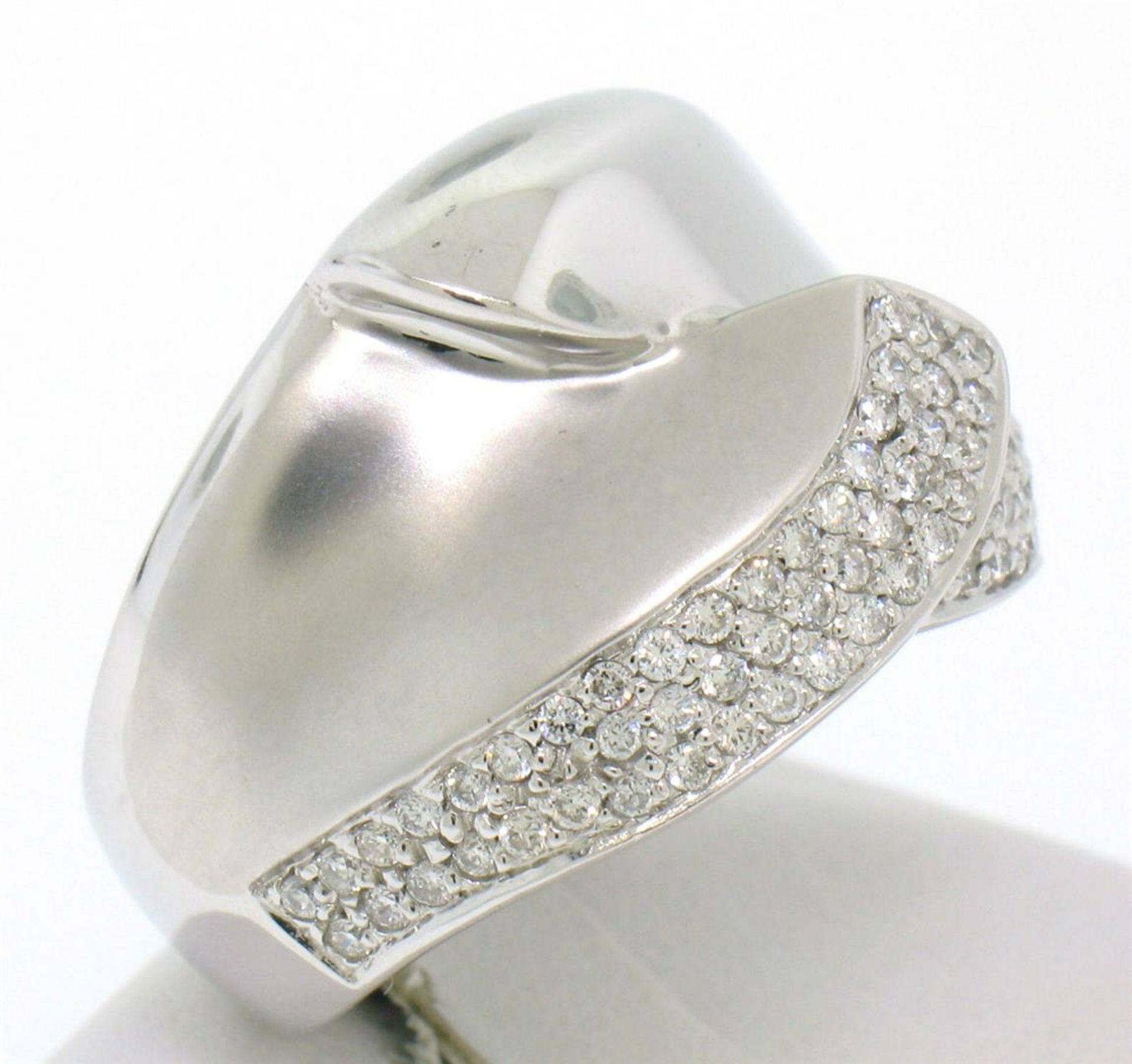 14k White Gold Dual Finish 1 ctw Pave Diamond Bold Swirled Dinner Ring Band - Image 5 of 7