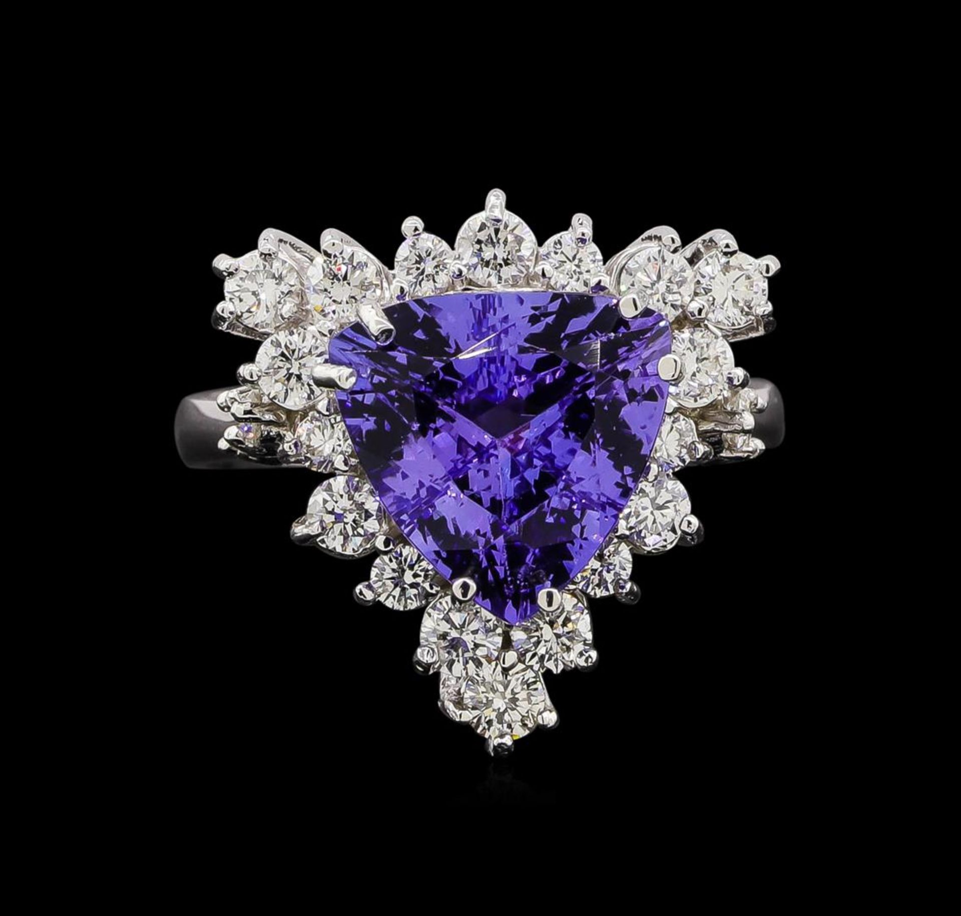 14KT White Gold 3.67 ctw Tanzanite and Diamond Ring - Image 2 of 5