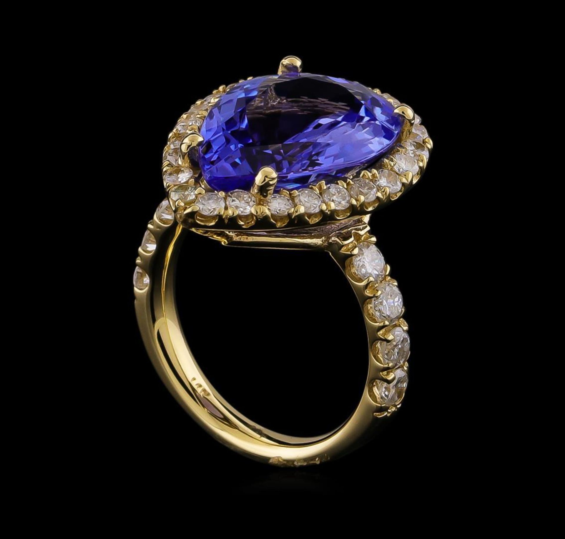 9.00 ctw Tanzanite and Diamond Ring - 14KT Yellow Gold - Image 4 of 5