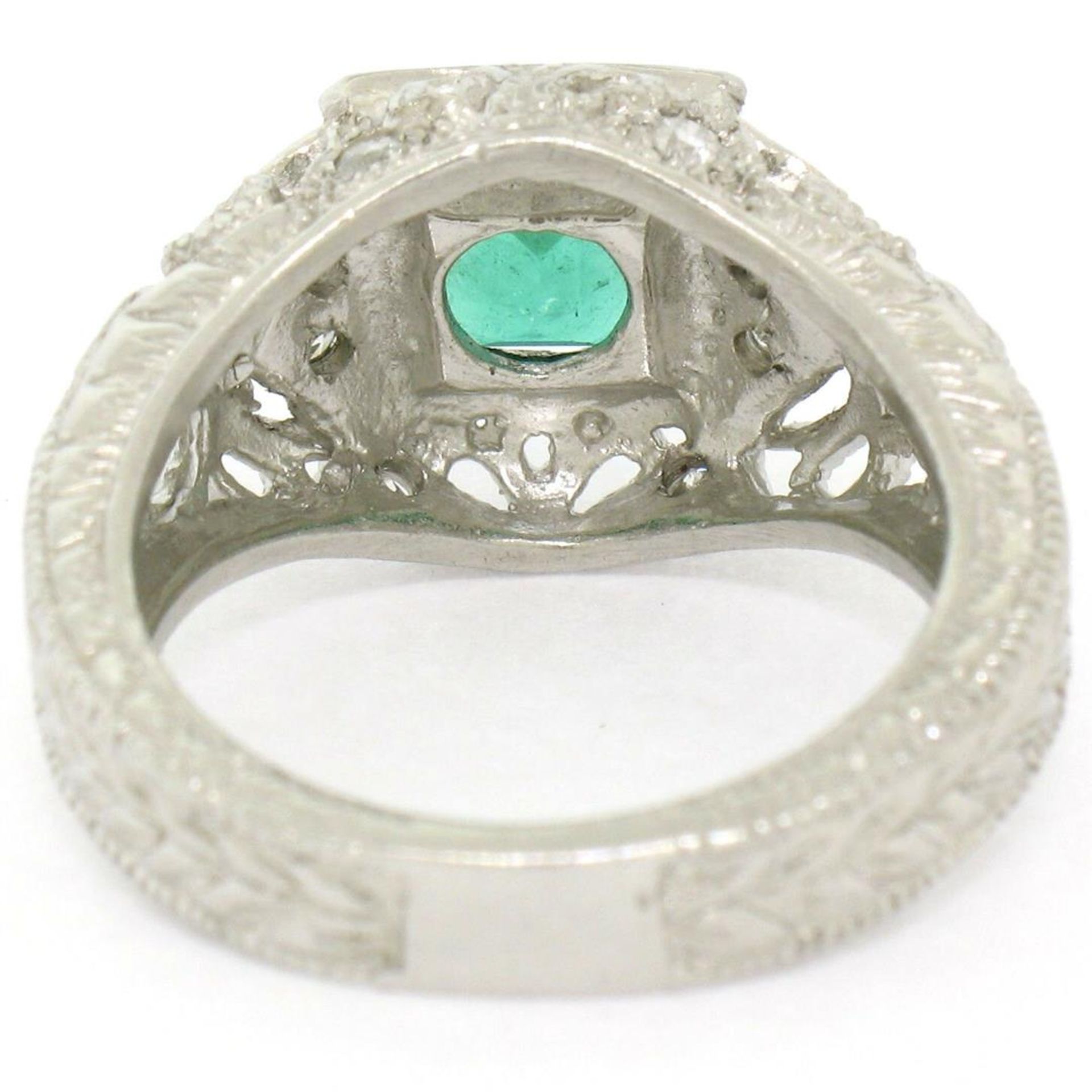 Platinum 1.04 ctw Radiant Emerald & Diamond Milgrain Filigree Etched Cocktail Ri - Image 5 of 9