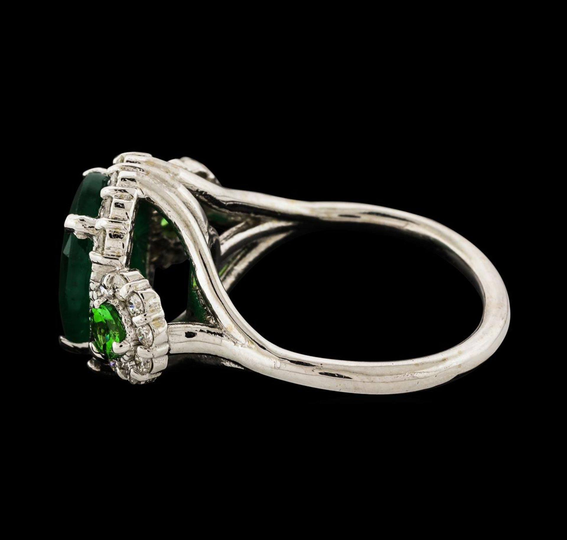 3.88 ctw Emerald, Tsavorite and Diamond Ring - 14KT White Gold - Image 4 of 6