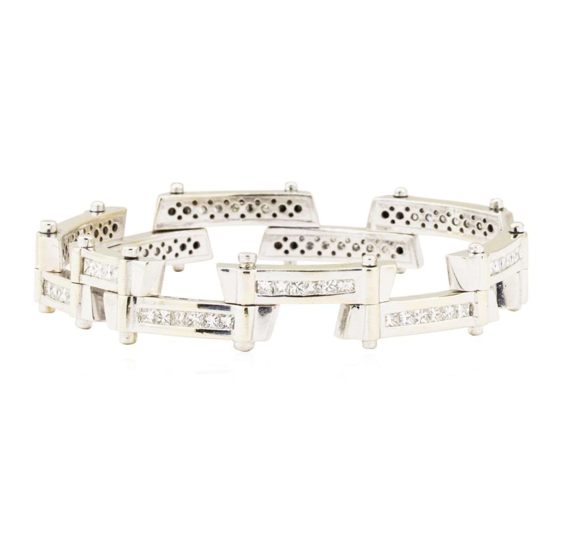 7.75 ctw Diamond Staggered Bar Bracelet - 18KT White Gold - Image 2 of 4