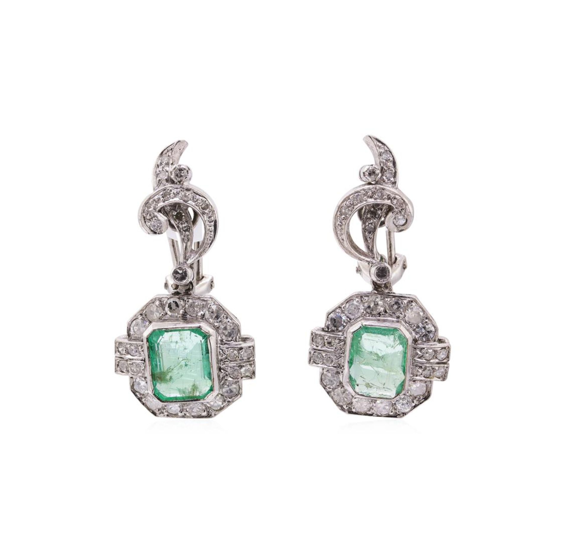 7.80 ctw Emerald And Diamond Ring And Earrings - 14KT White Gold - Image 5 of 7