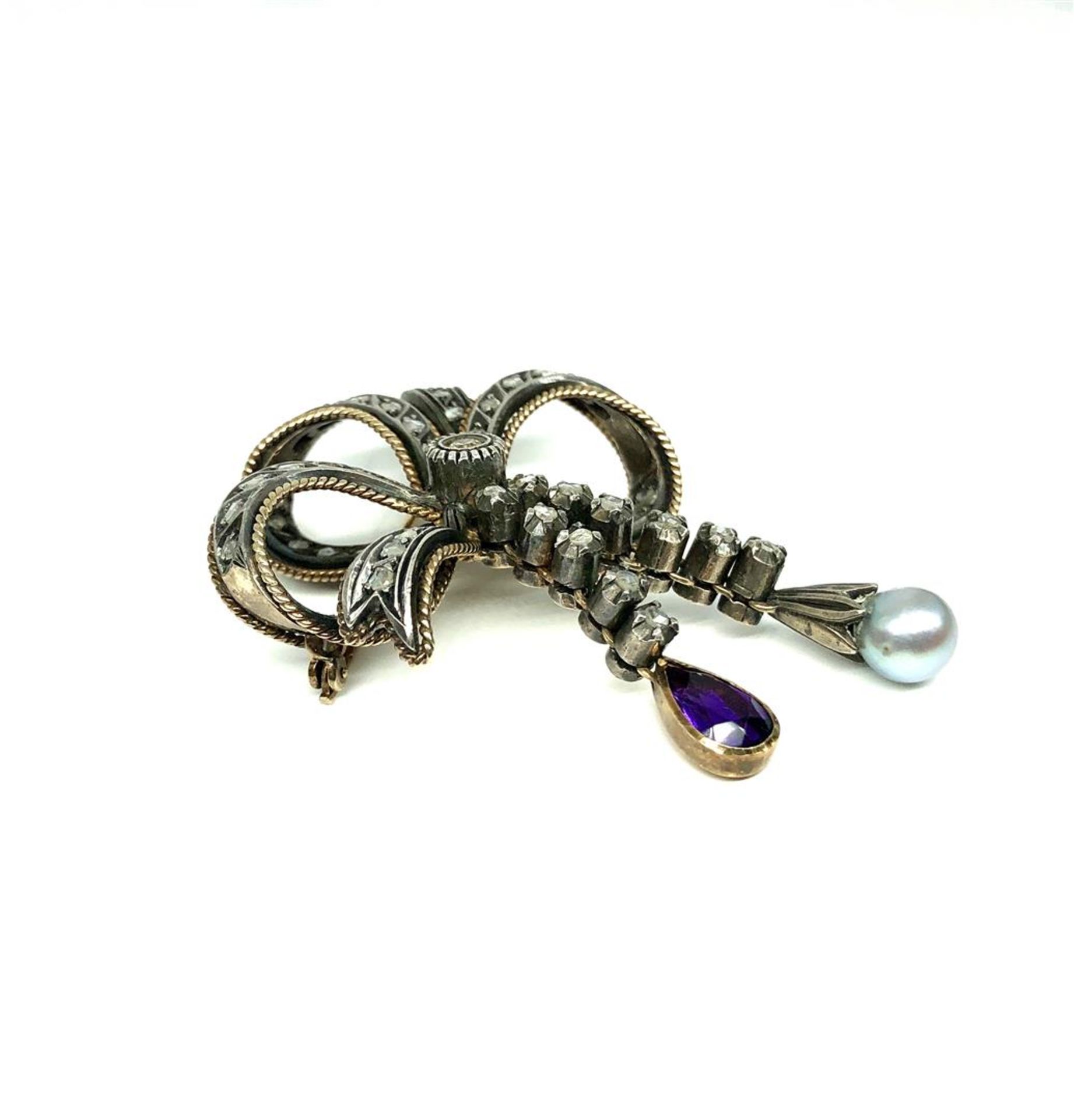 1.77 ctw Pear Mixed Amethyst And Diamond Pin - SILVER AND 10KT YELLOW GOLD Othe - Image 3 of 4