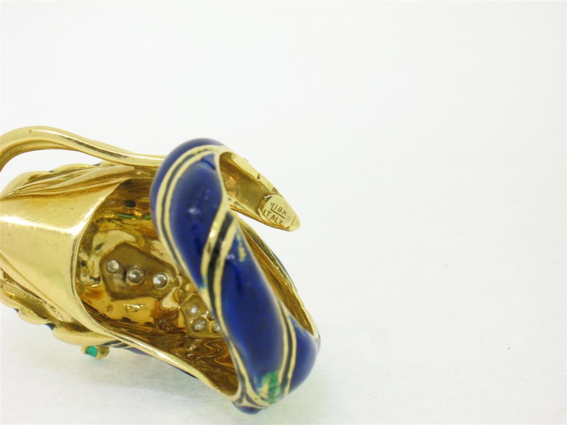 Vintage 18K Gold Multi Color Enamel Diamond & Emerald Large Snake Head Wrap Ring - Image 5 of 9