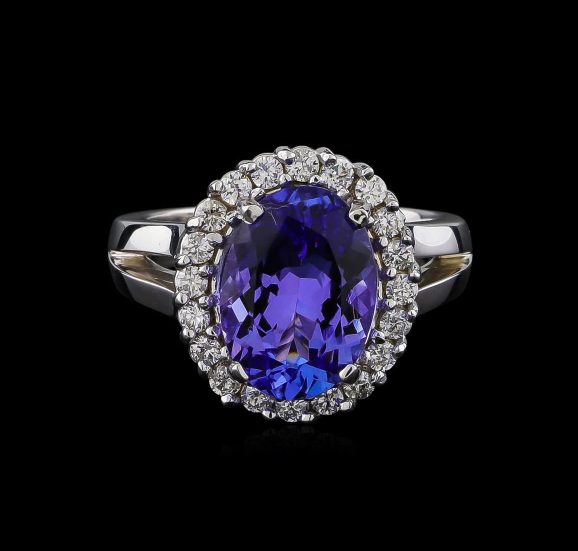 4.25 ctw Tanzanite and Diamond Ring - 14KT White Gold - Image 2 of 5