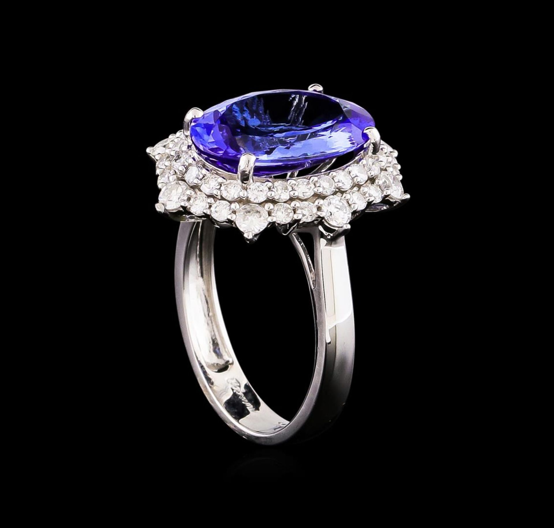 14KT White Gold 5.20 ctw Tanzanite and Diamond Ring - Image 4 of 5