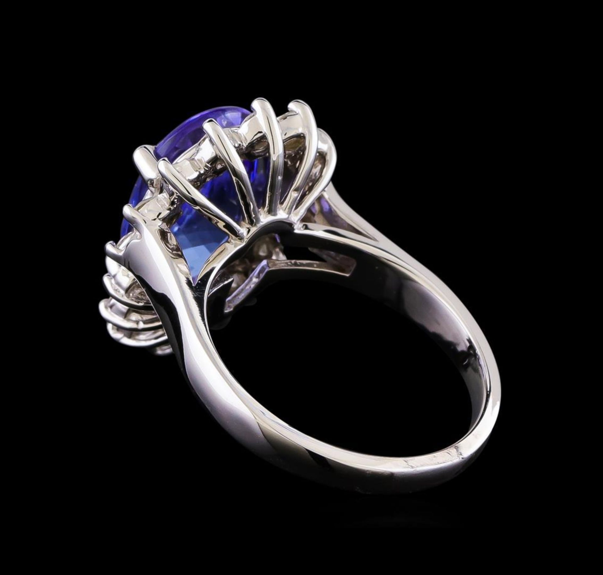 5.02 ctw Tanzanite and Diamond Ring - 14KT White Gold - Image 3 of 5