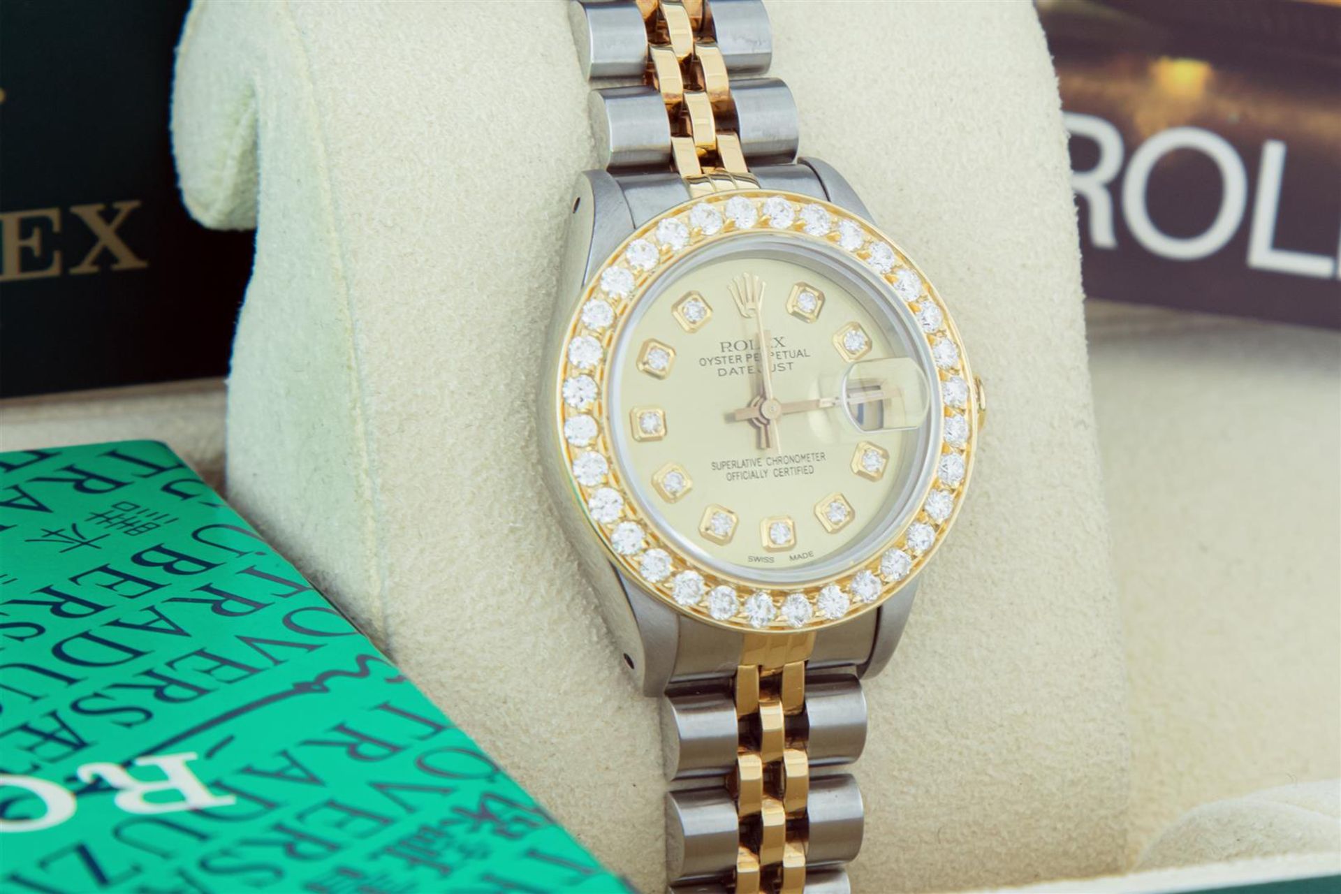 Rolex Datejust Ladies 26 Champagne VS Diamond 2 ctw Yellow Gold Bezel Box And Bo - Image 4 of 9